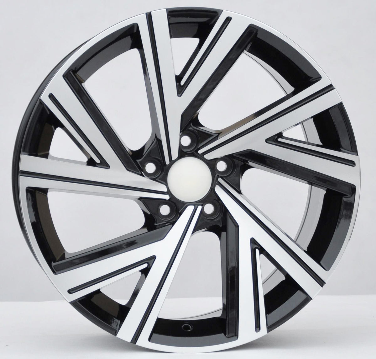 PDW 5805 Alufælge 18" 8J 5x112 ET45 – Poleret/sort (sæt á 4)