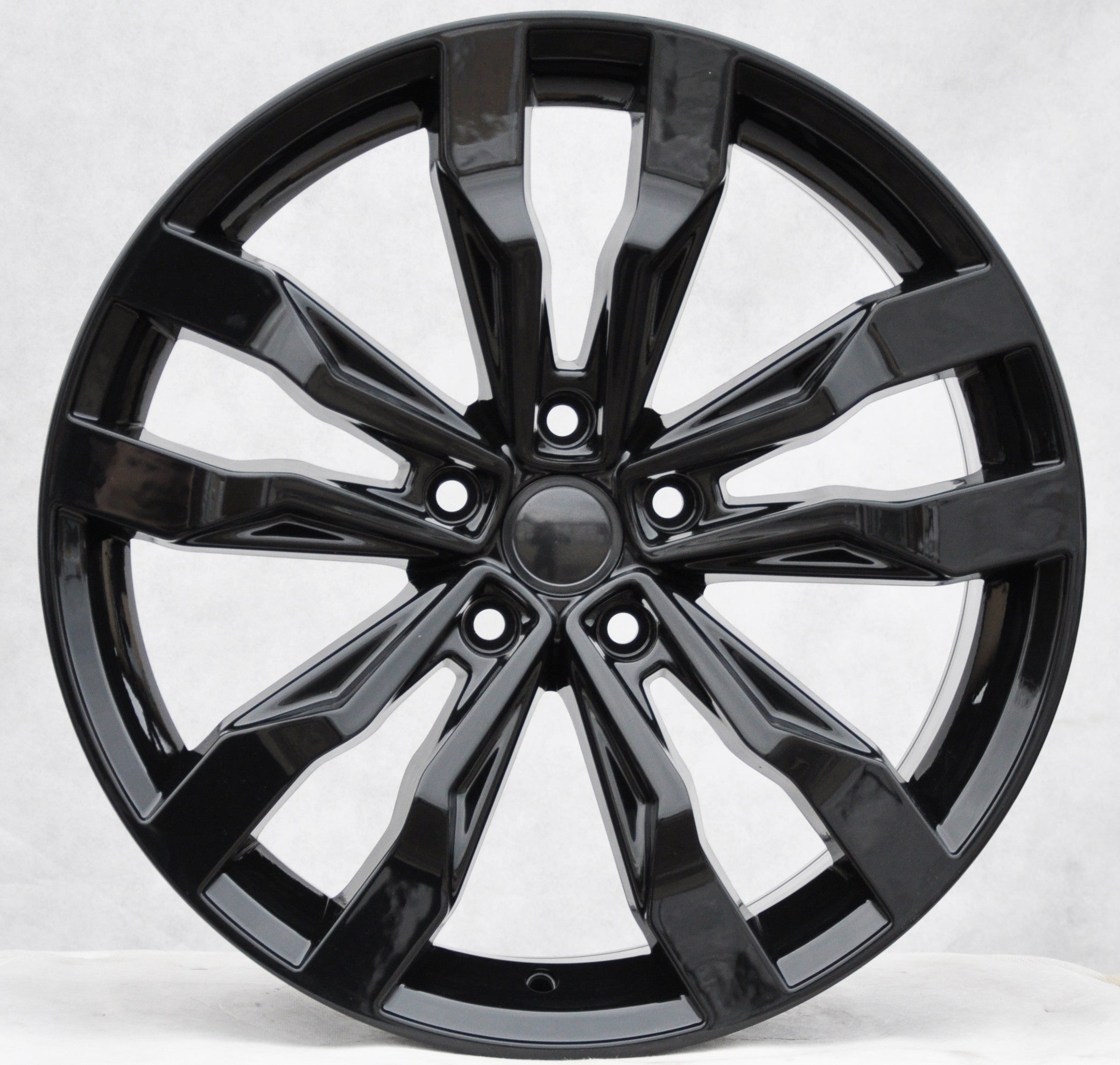 PDW 5333/272 Alufælge 19" 5x112 ET38 – Sort (sæt á 4)