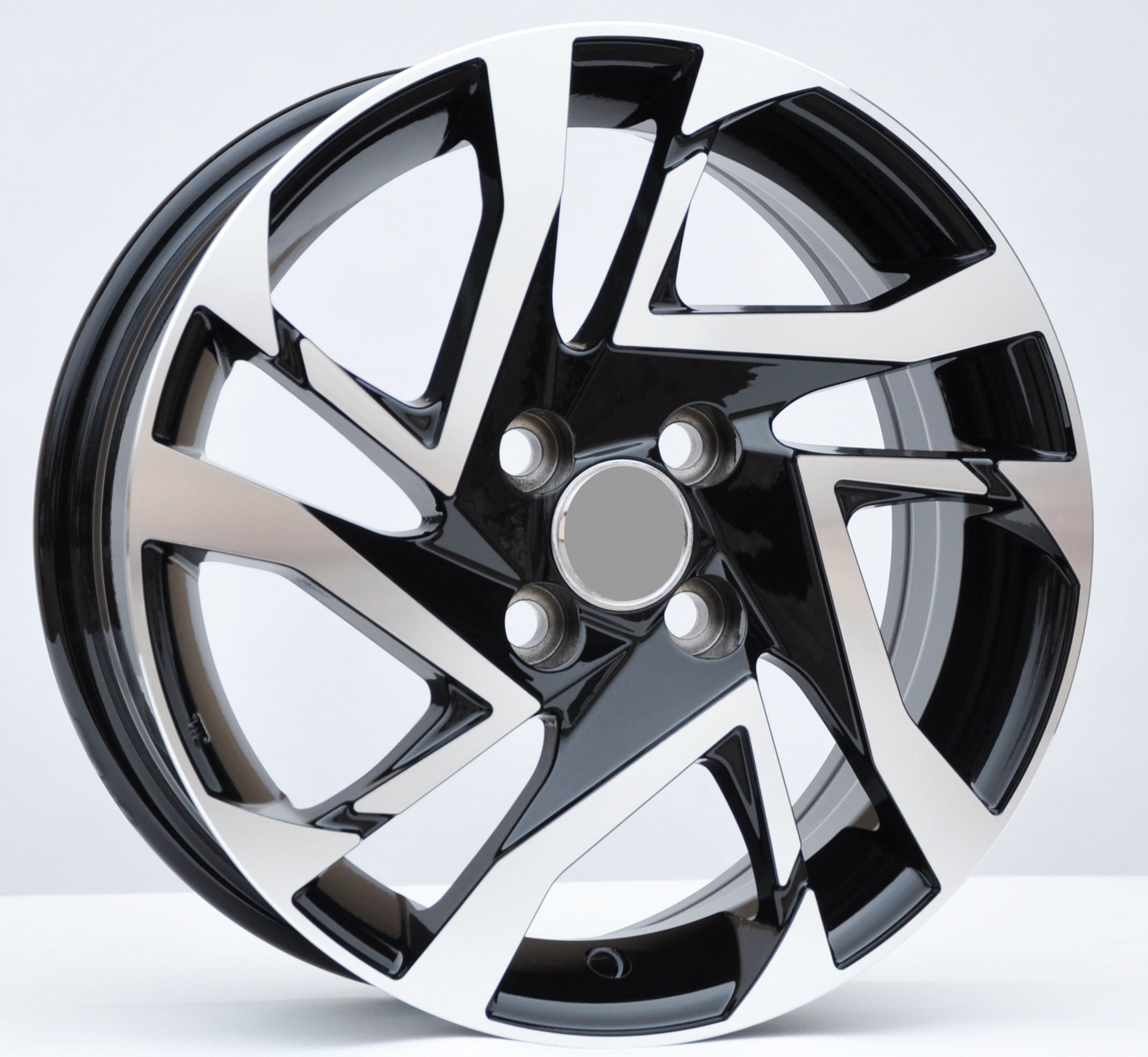 PDW 5417 Alufælge 15" 4x100 ET40 – Poleret/sort (sæt á 4)