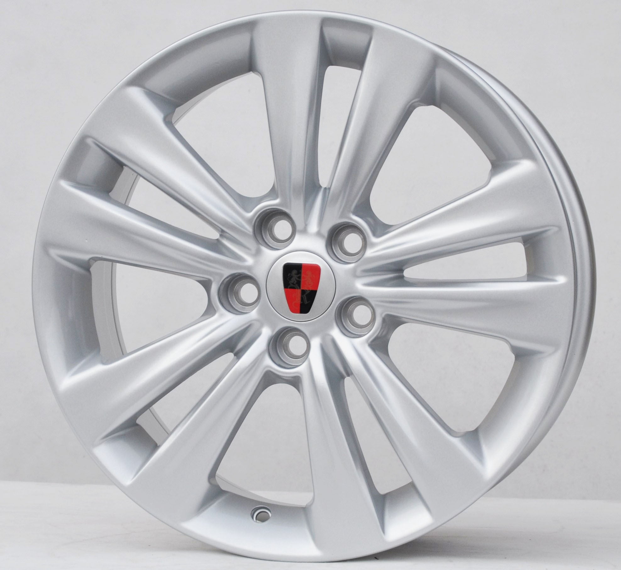 PDW 5754 Alufælge 16" 5x100 ET50 – Sølv (sæt á 4)
