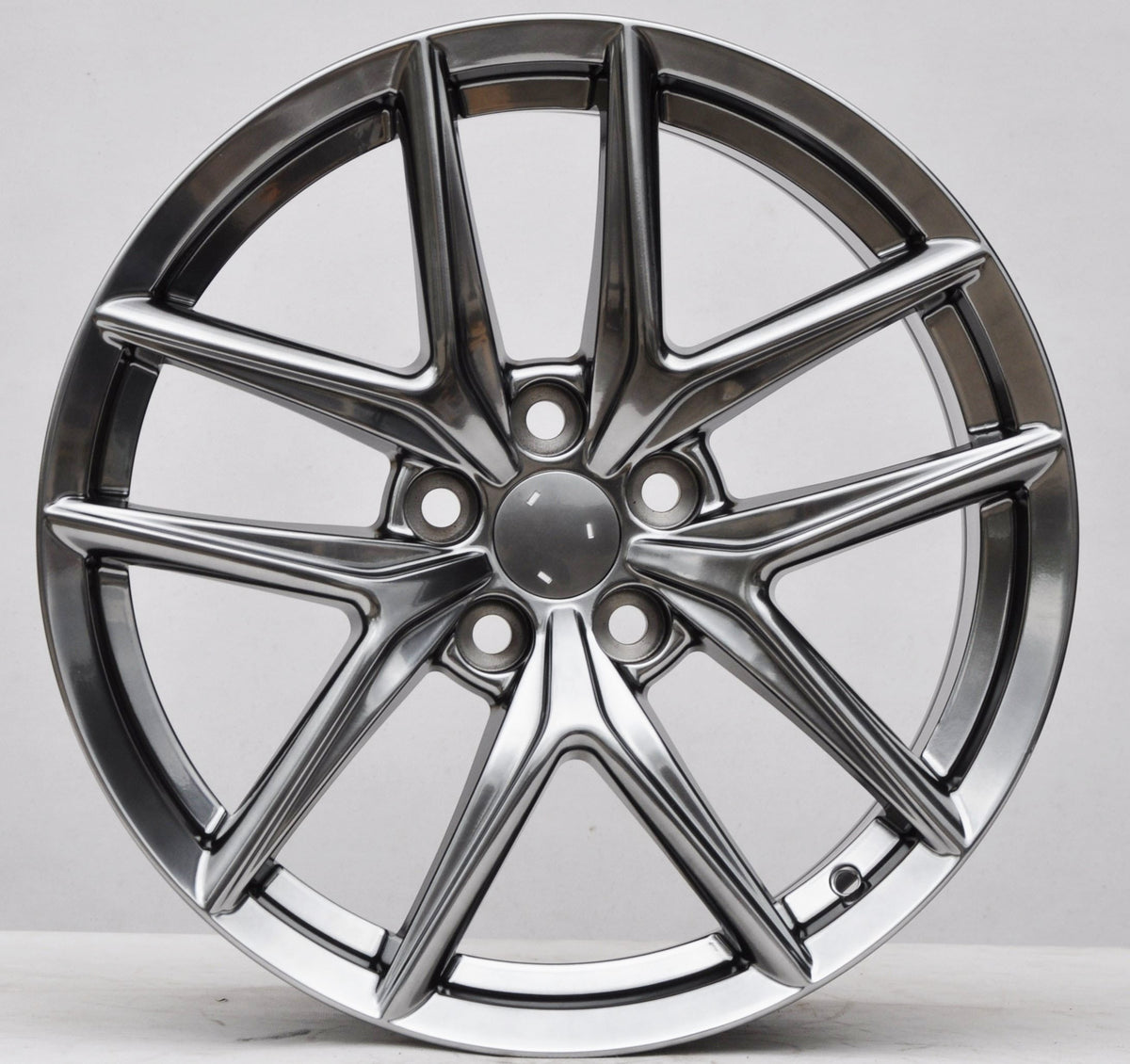 PDW 5435 Alufælge 18" 8J 5x114.3 ET40 – Røgfarvet (sæt á 4)