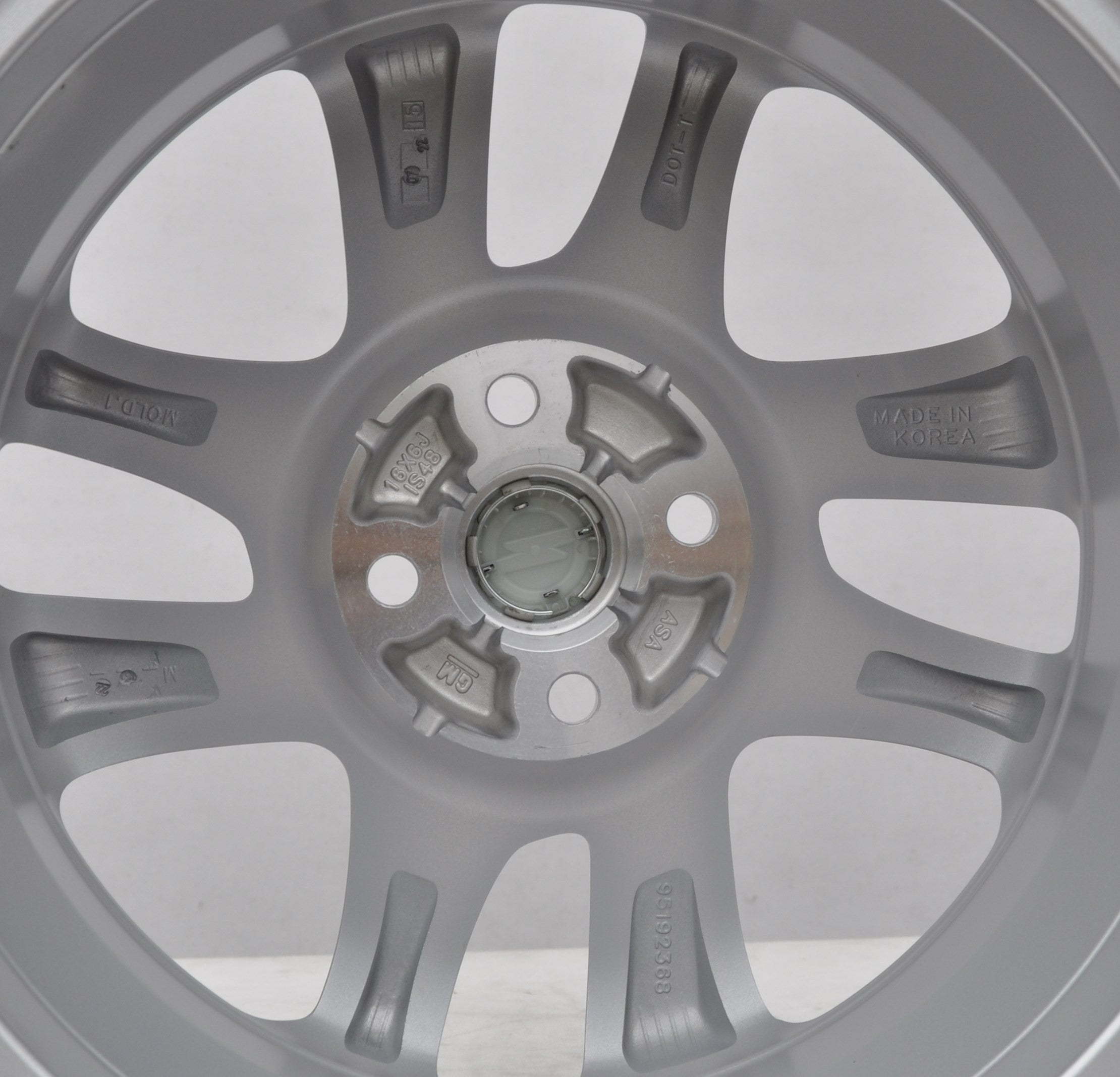 Opel (oryginalne OEM) 9519236 Alufælge 16" 4x100 ET48 – Sølv (stk)