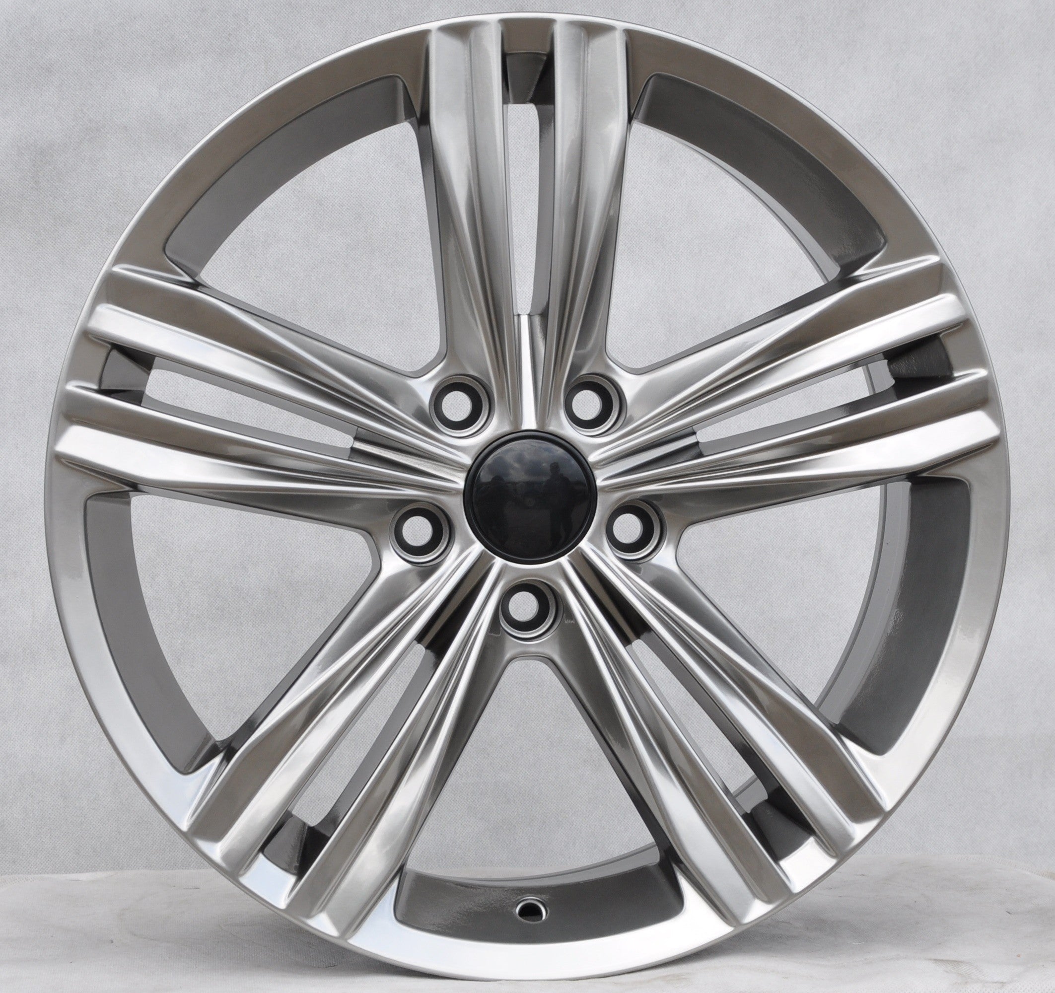PDW 5293 Alufælge 18" 5x112 ET41 – Dymione (sæt á 4)