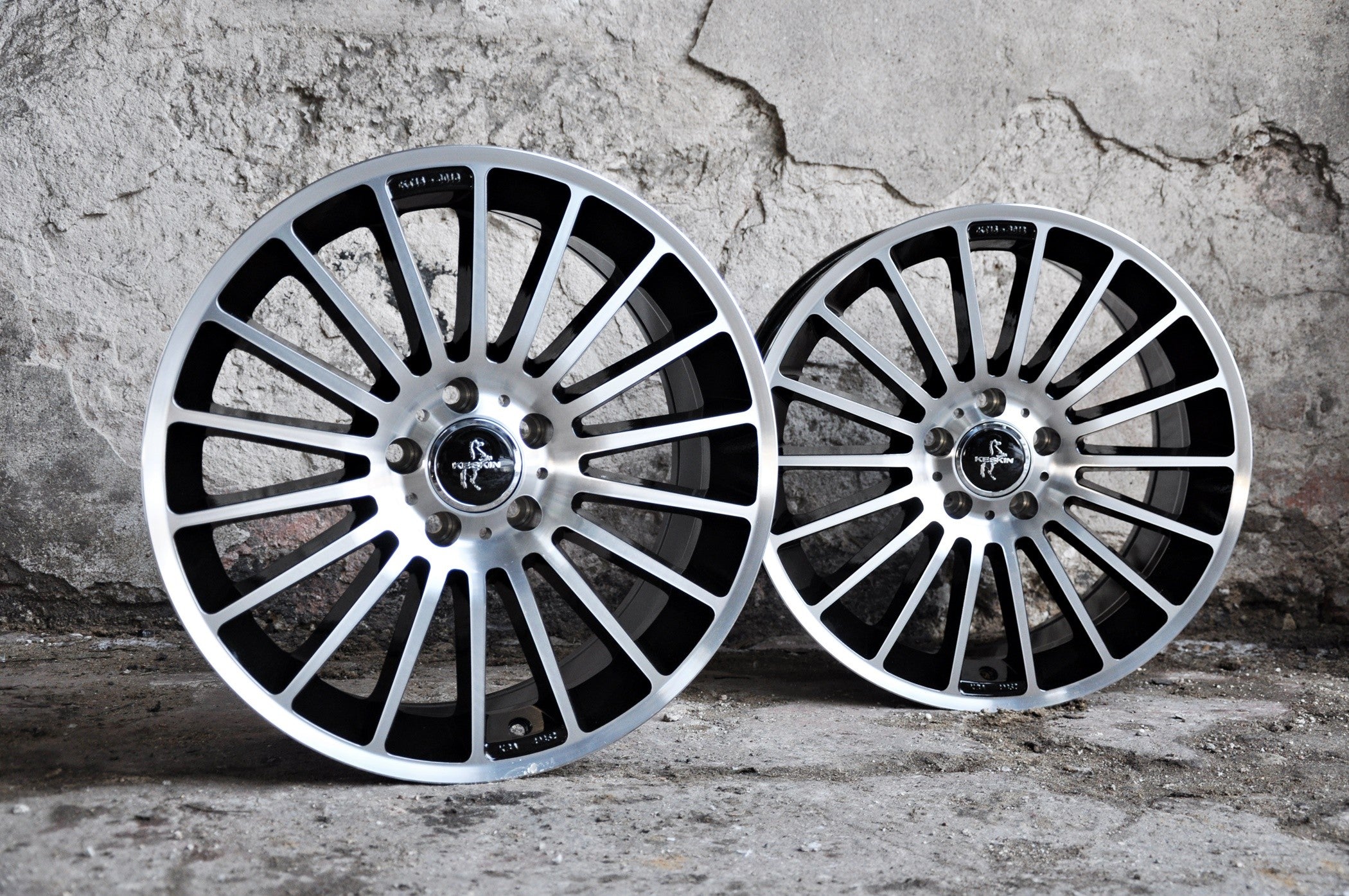 Keskin KT15 Alufælge 18" 5x112 ET45 – Poleret/sort (sæt á 4)