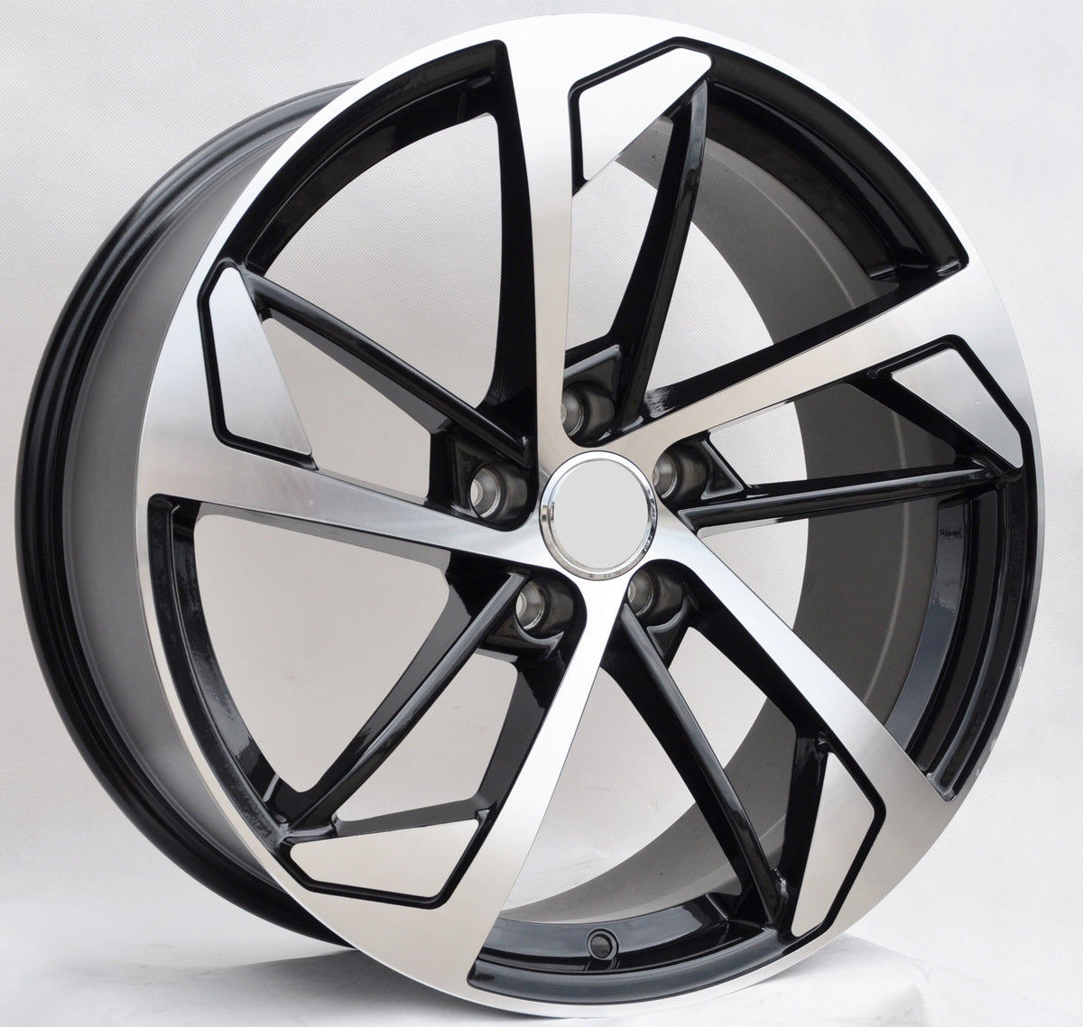PDW E139/5366 Alufælge 20" 9J 5x112 ET31 – Poleret/sort pulverlakeret (sæt á 4)