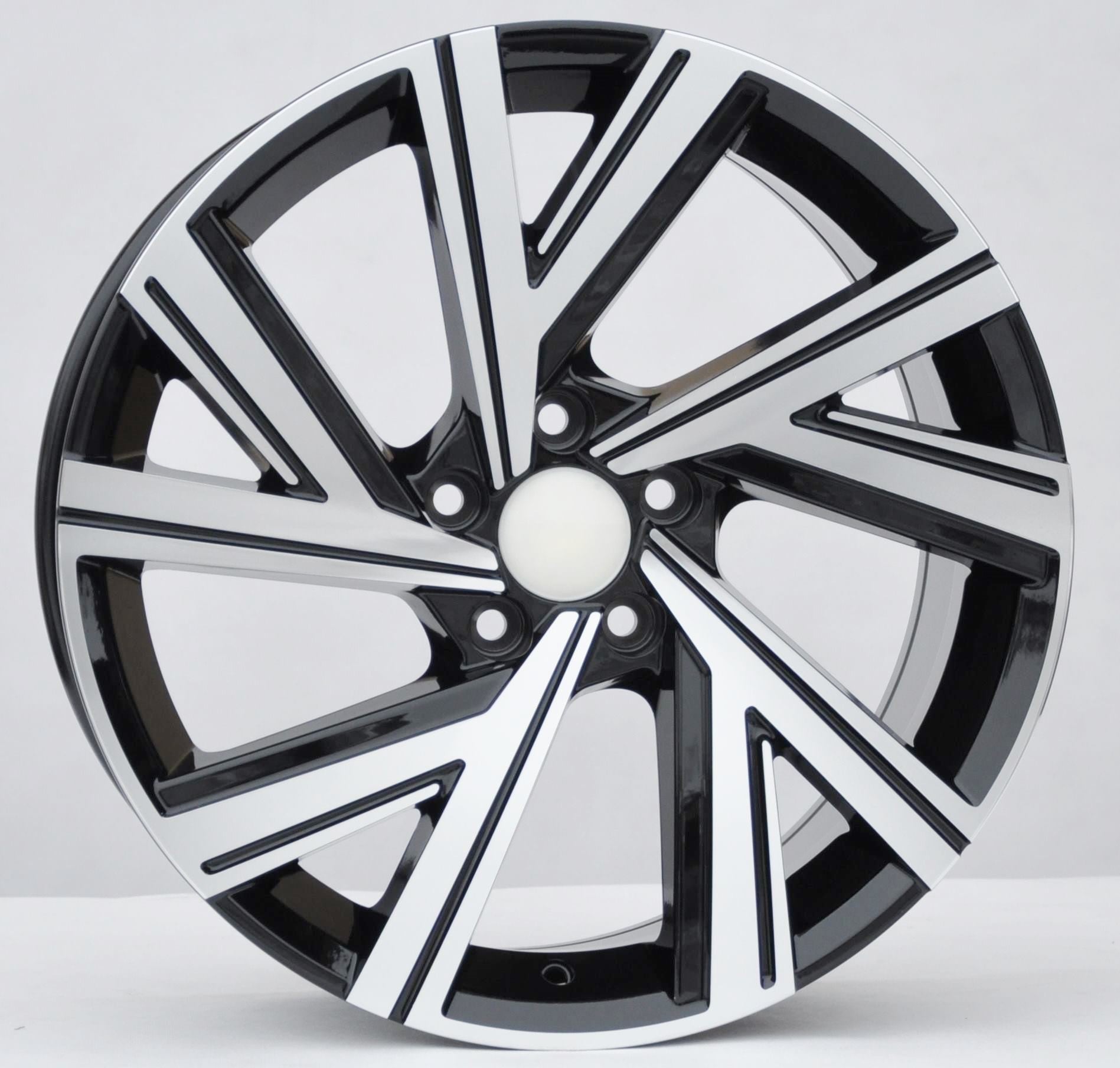PDW 5805 Alufælge 17" 5x112 ET45 – Poleret/sort (sæt á 4)