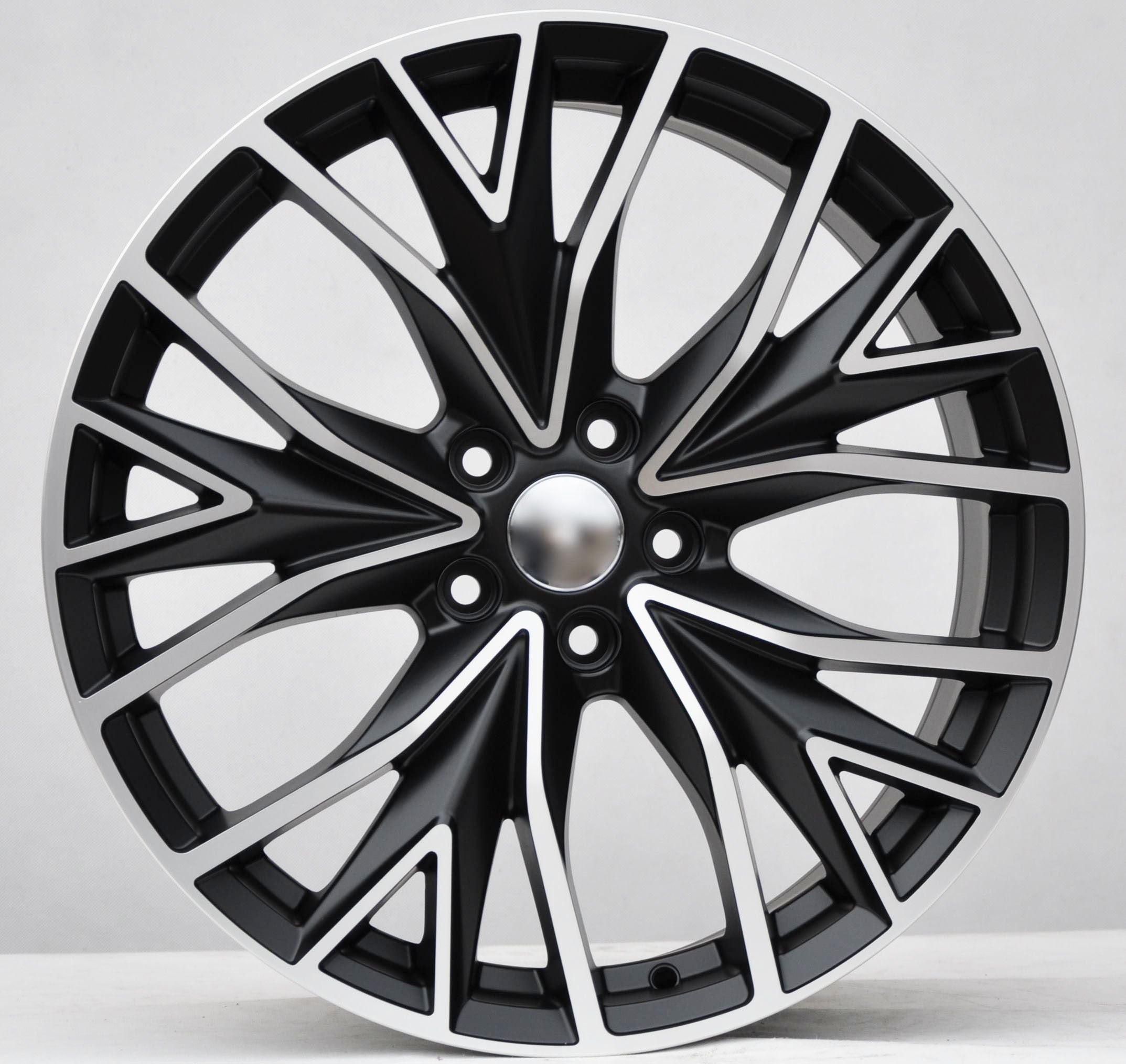 PDW 5922 Alufælge 19" 5x112 ET49 – Poleret/sort półmat (sæt á 4)