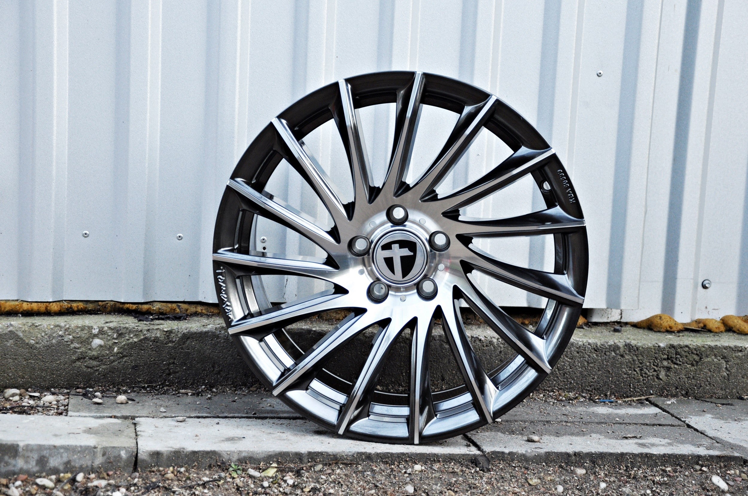 Tomason TN16 Alufælge 19" 5x112 ET30 – Dymione (sæt á 4)