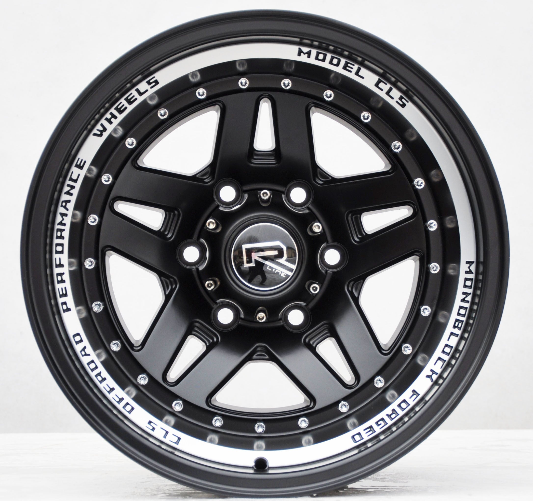 PDW 936 Alufælge 16" 6x139.7 ET-27 – Sort (sæt á 4)