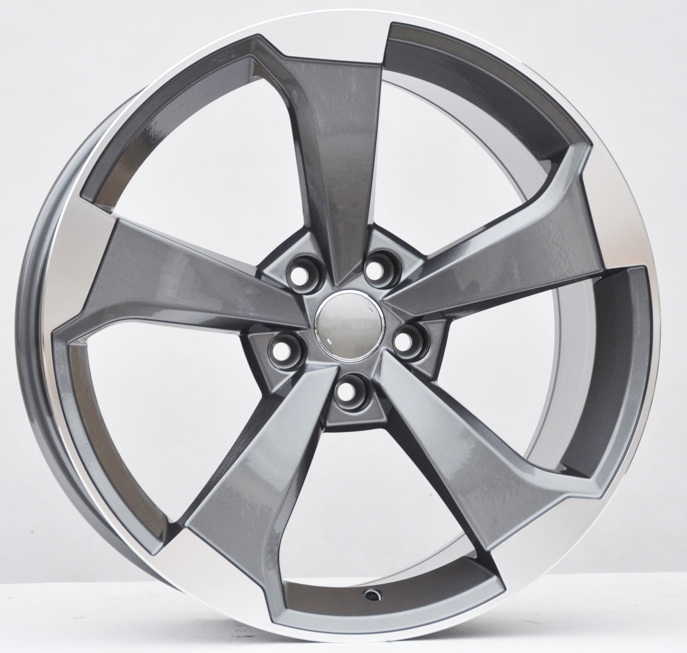 PDW 351 Alufælge 18" 5x112 ET40 – Poleret/grafit (sæt á 4)