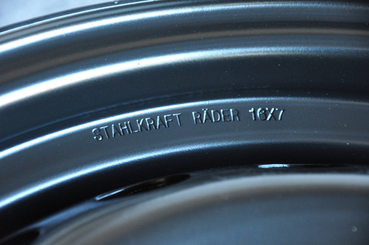 Stahlkraft Rader A16 Stålfælge 16" 5x114.3 ET40 – Sort (sæt á 4)