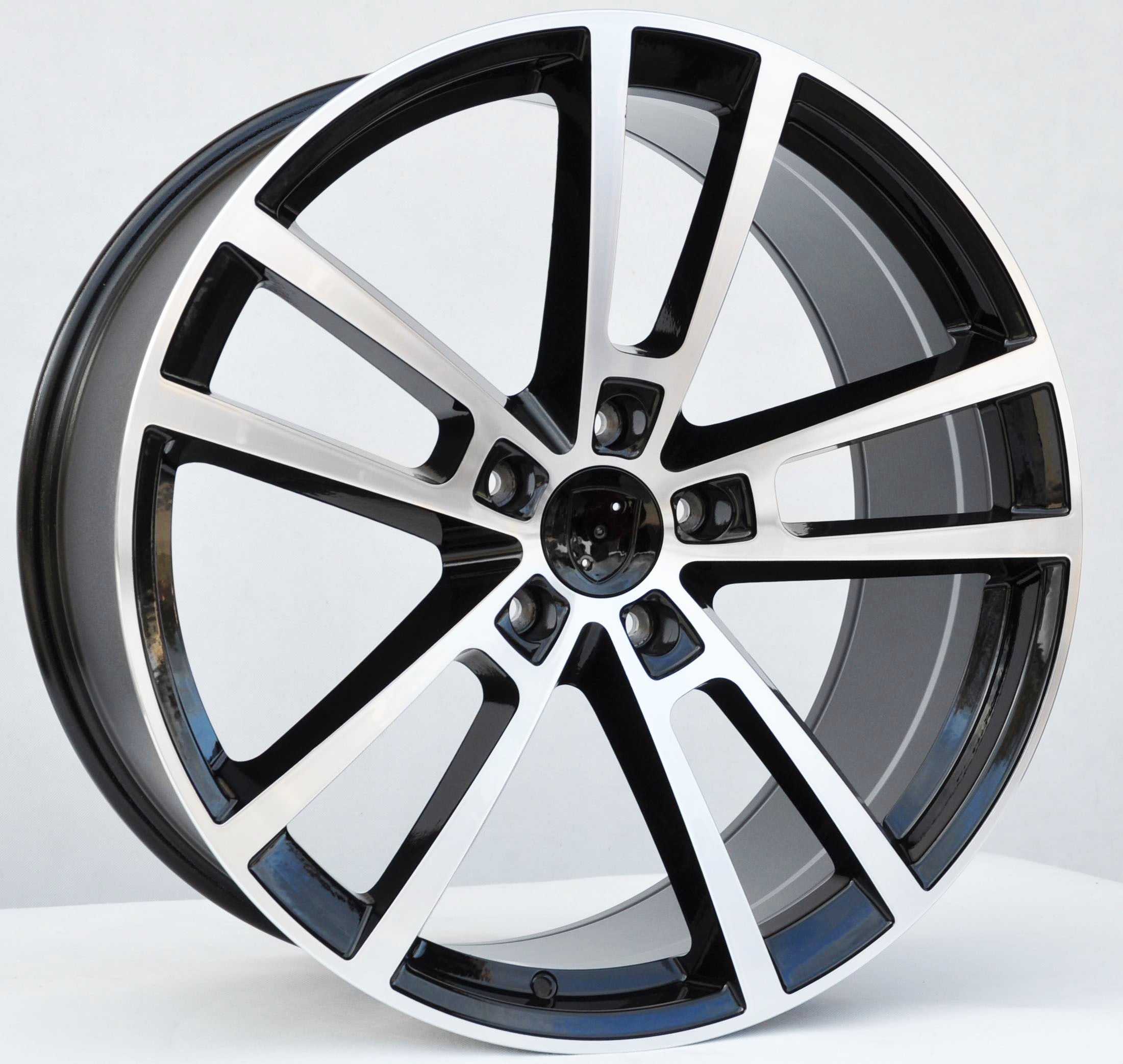 PDW 3081 Alufælge 22" 5x130 ET48 – Poleret/sort (sæt á 4)