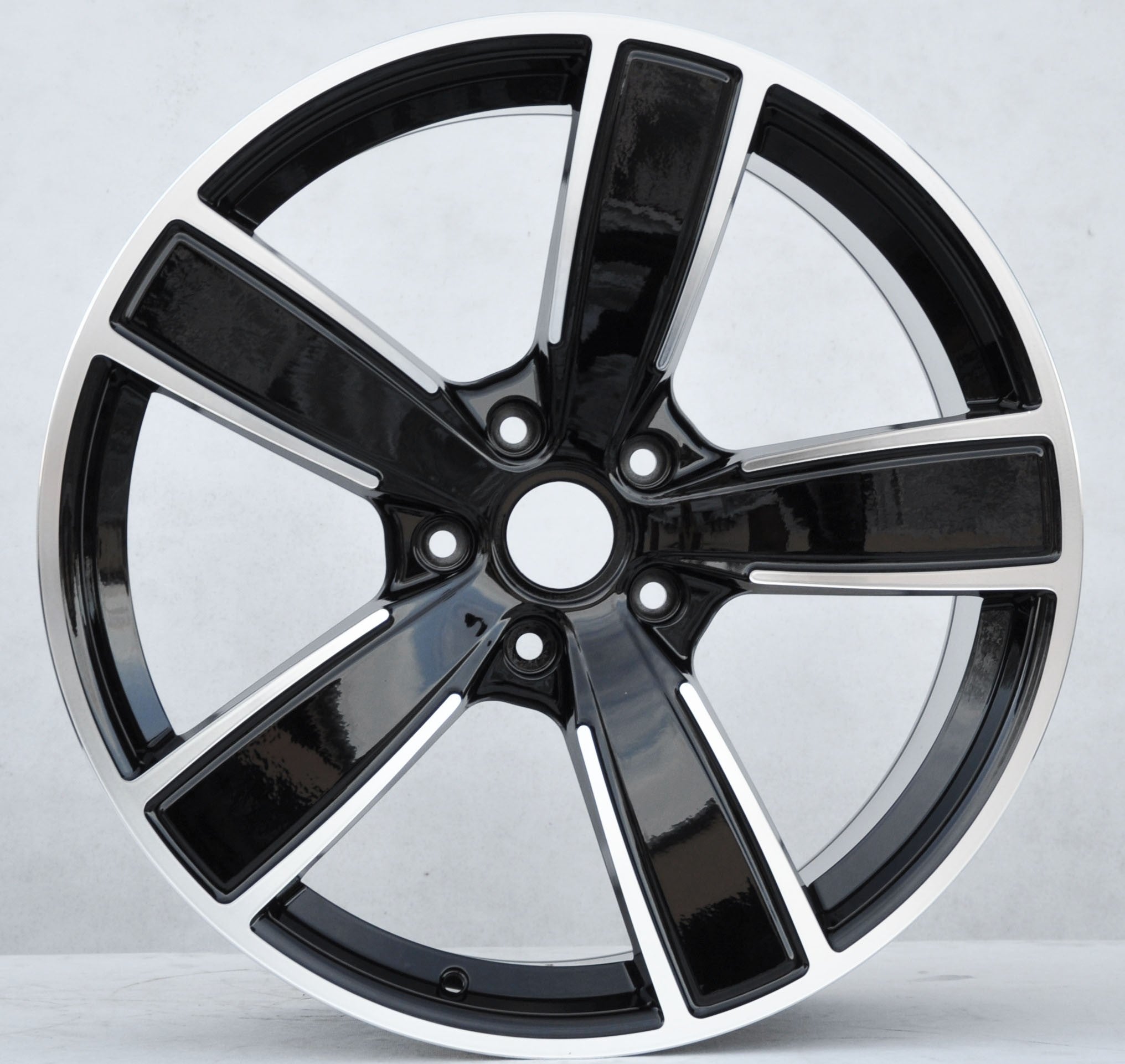 PDW 5082 Alufælge 21" 5x130 ET46 – Poleret/sort (sæt á 4)