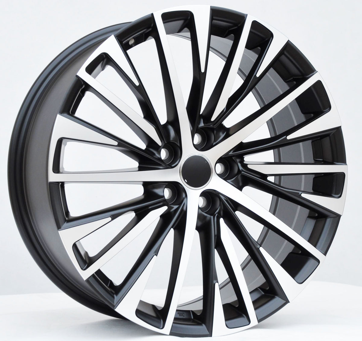 PDW 1118 Alufælge 20" 5x114.3 ET40 – Poleret/sort (sæt á 4)