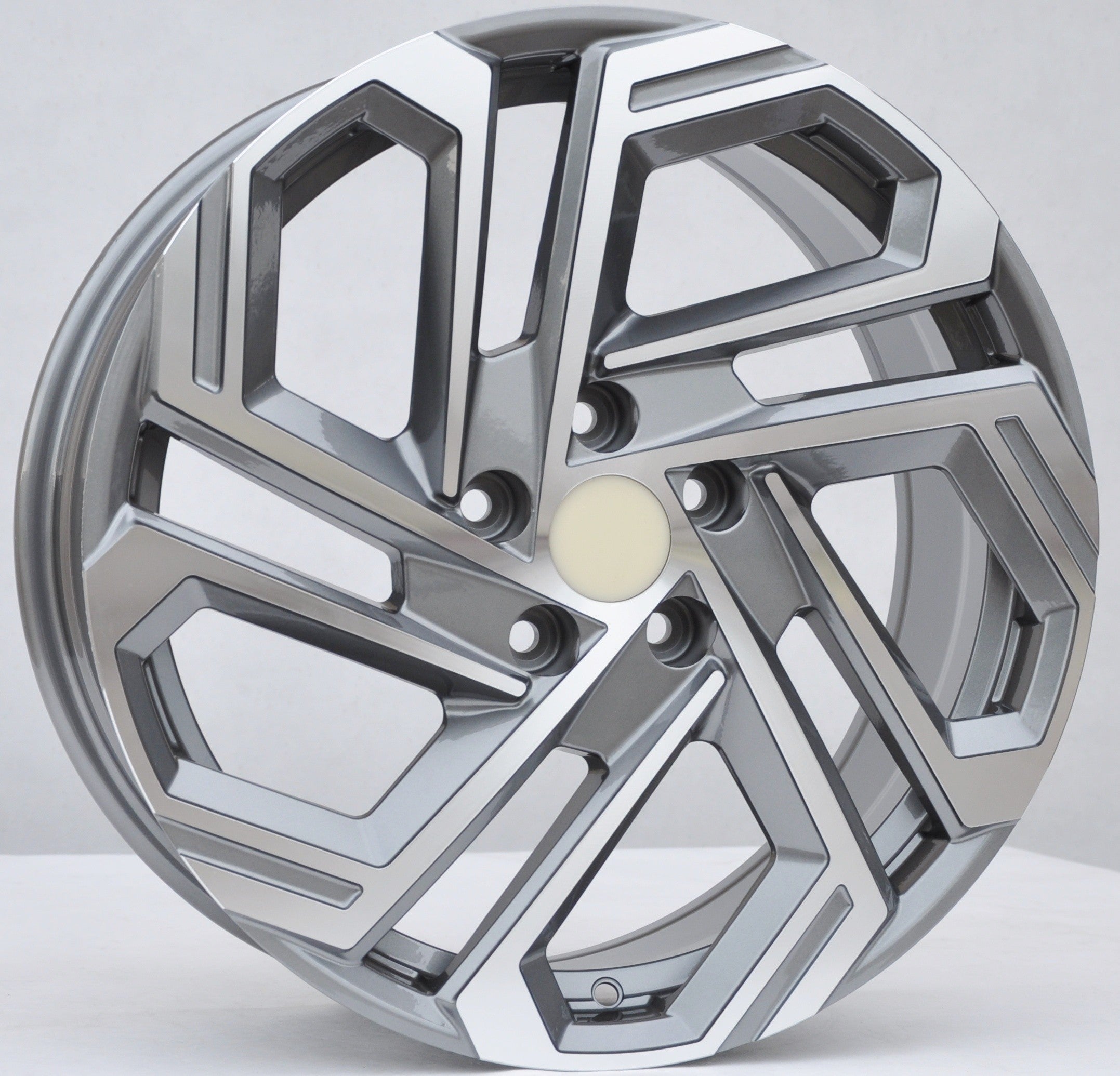 PDW FBX345 Alufælge 18" 5x114.3 ET51 – Poleret/grafit (sæt á 4)