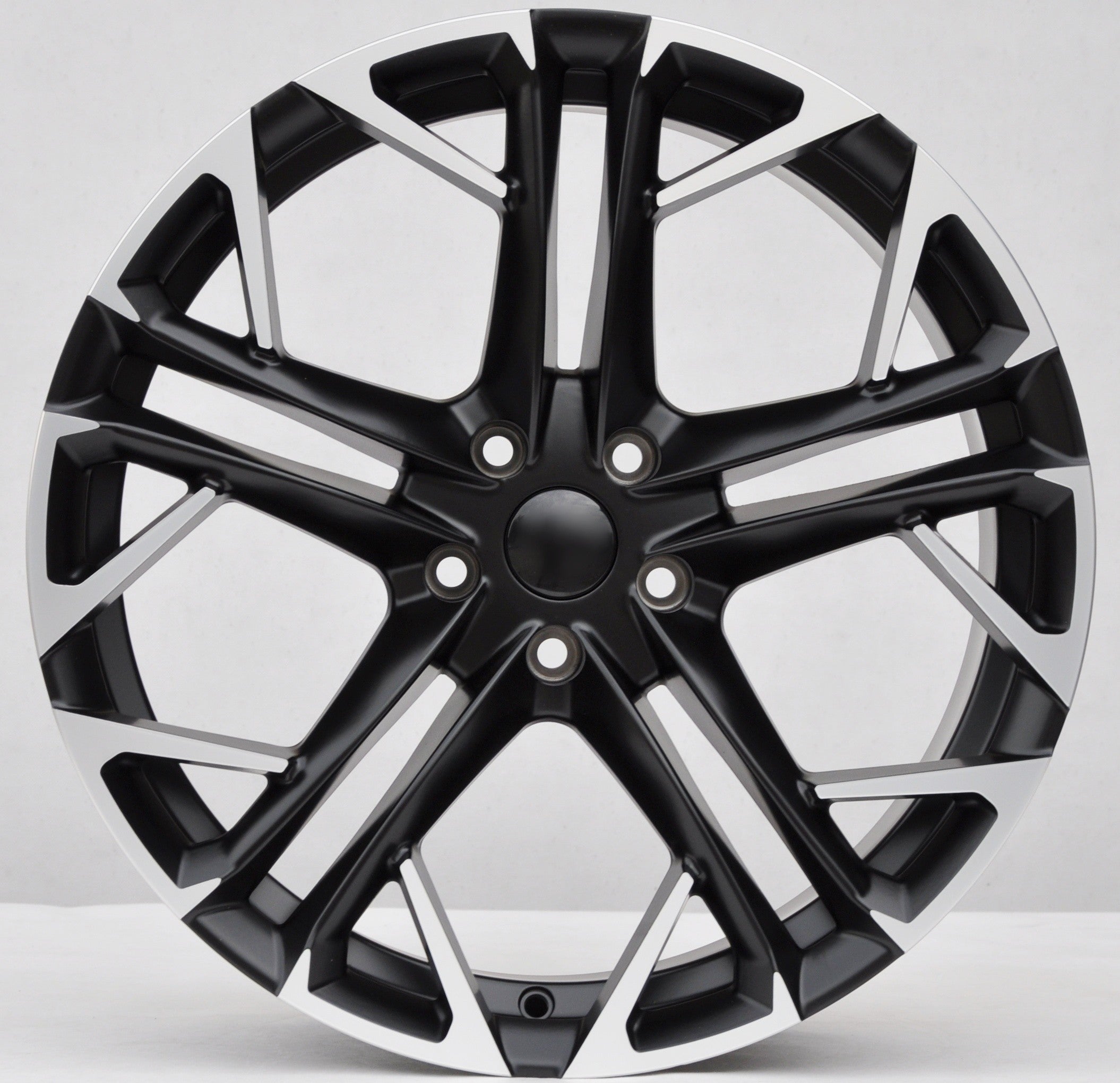 PDW 5719 Alufælge 18" 5x112 ET38 – Poleret/sort półmat (sæt á 4)