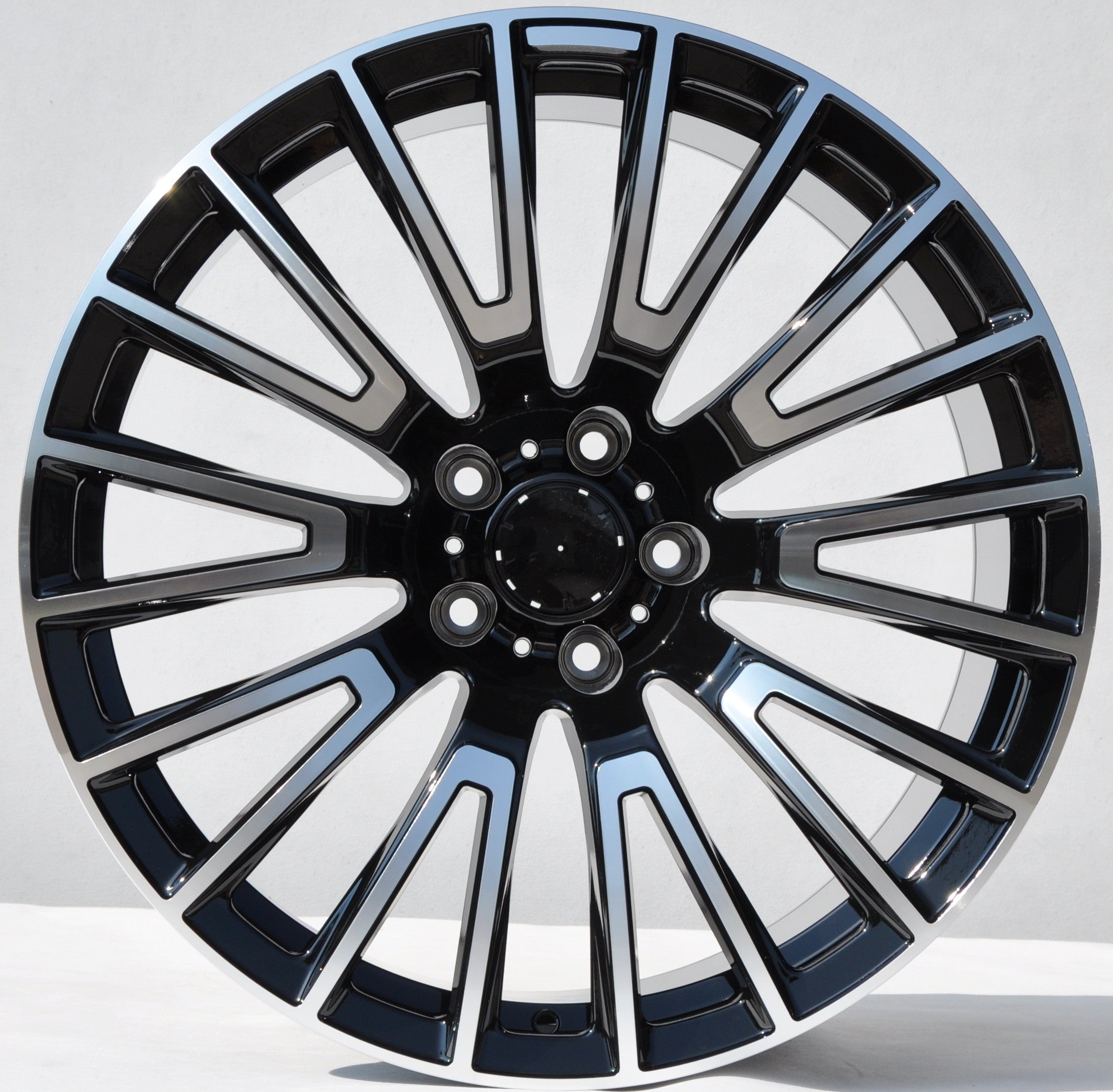 PDW 1070 Alufælge 22" 5x130 ET36 – Poleret/sort (sæt á 4)