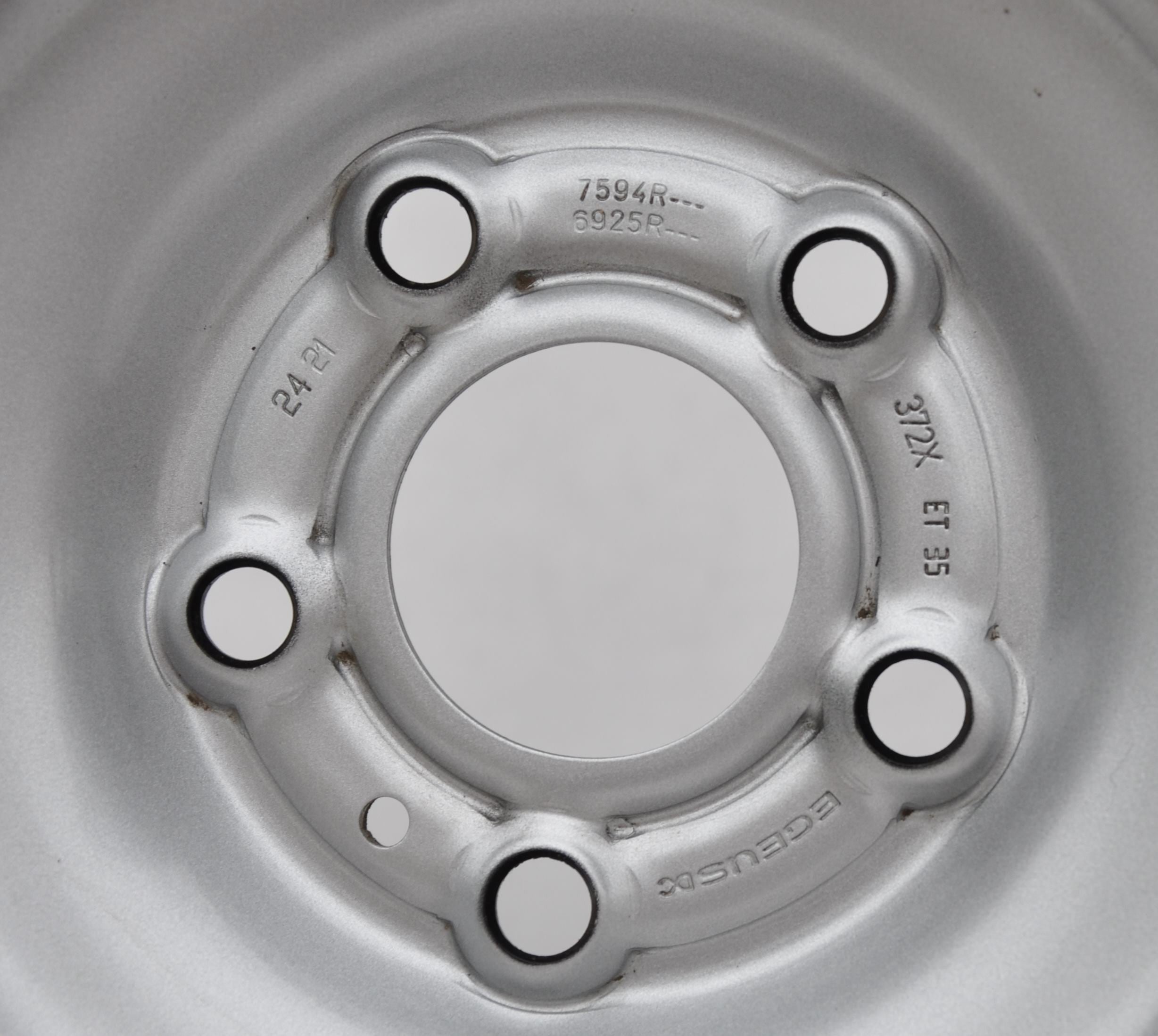 Renault (oryginalne OEM) stal67 oryg/403007594r Stålfælge 15" 5x114.3 ET35 – Sølv (sæt á 4)