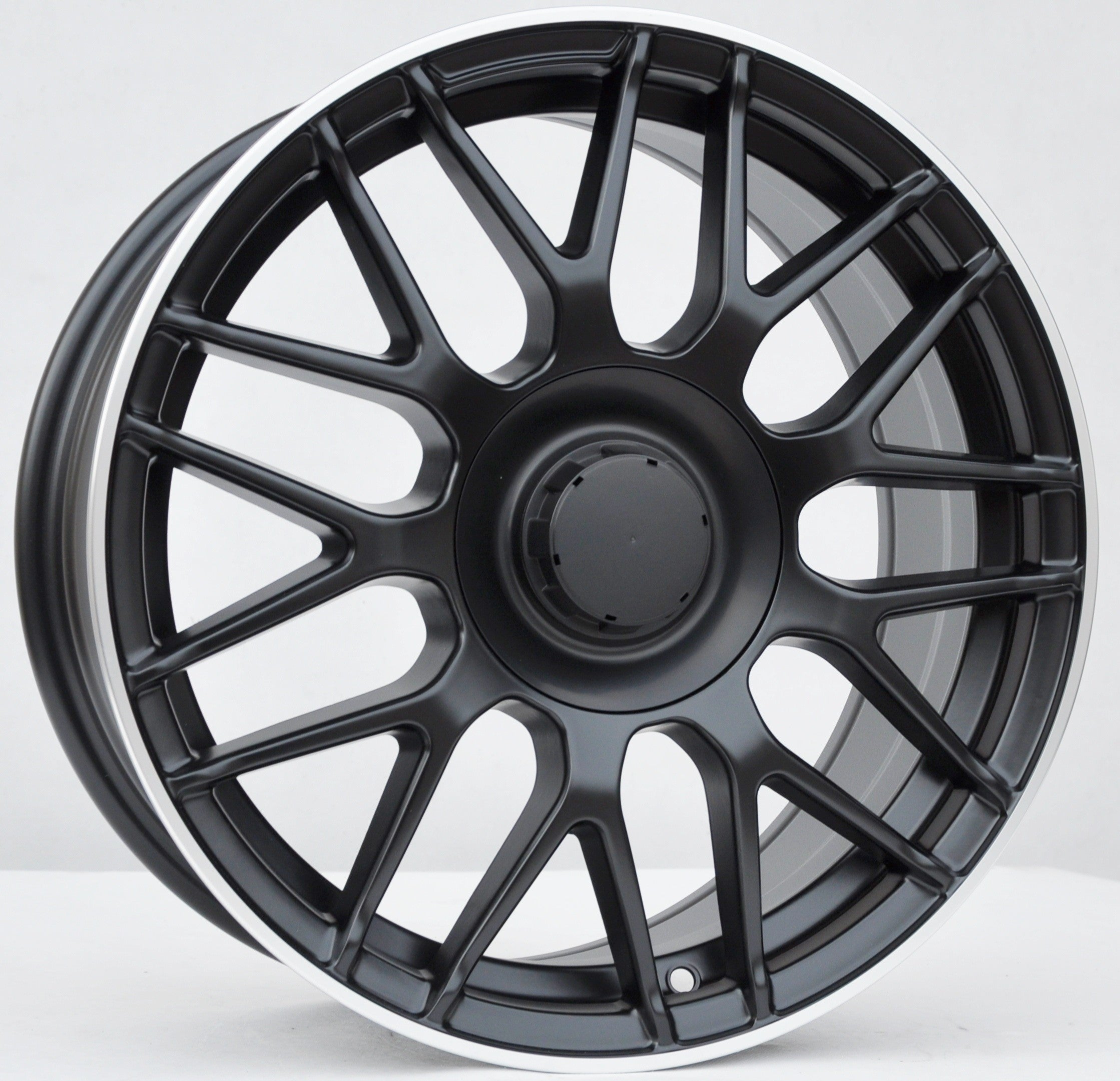PDW 3368 Alufælge 17" 5x112 ET35 – Sort/polerowany rant (sæt á 4)