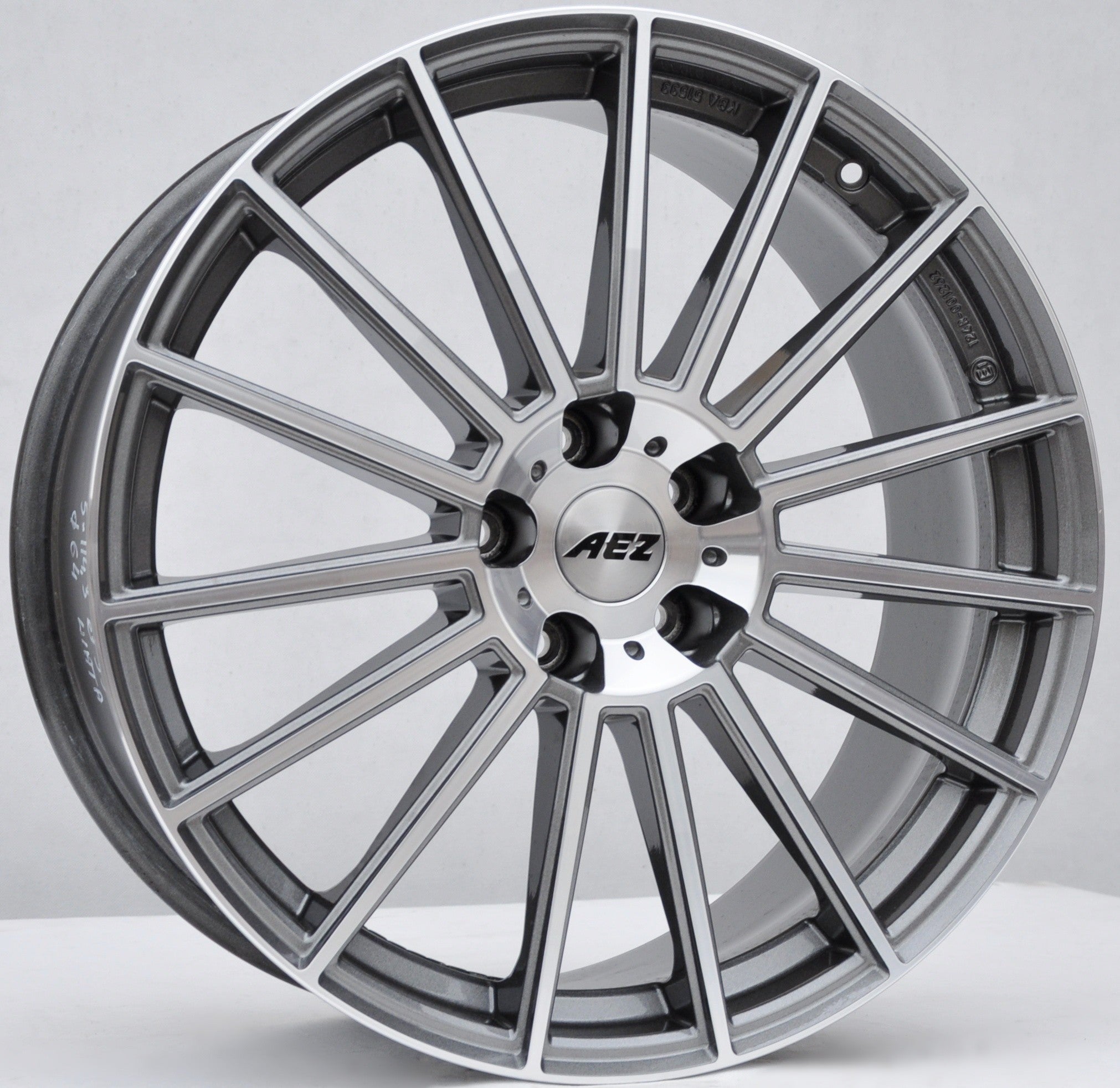 AEZ mol/kba51533 Alufælge 20" 5x114.3 ET35 – Poleret/grafit (sæt á 4)
