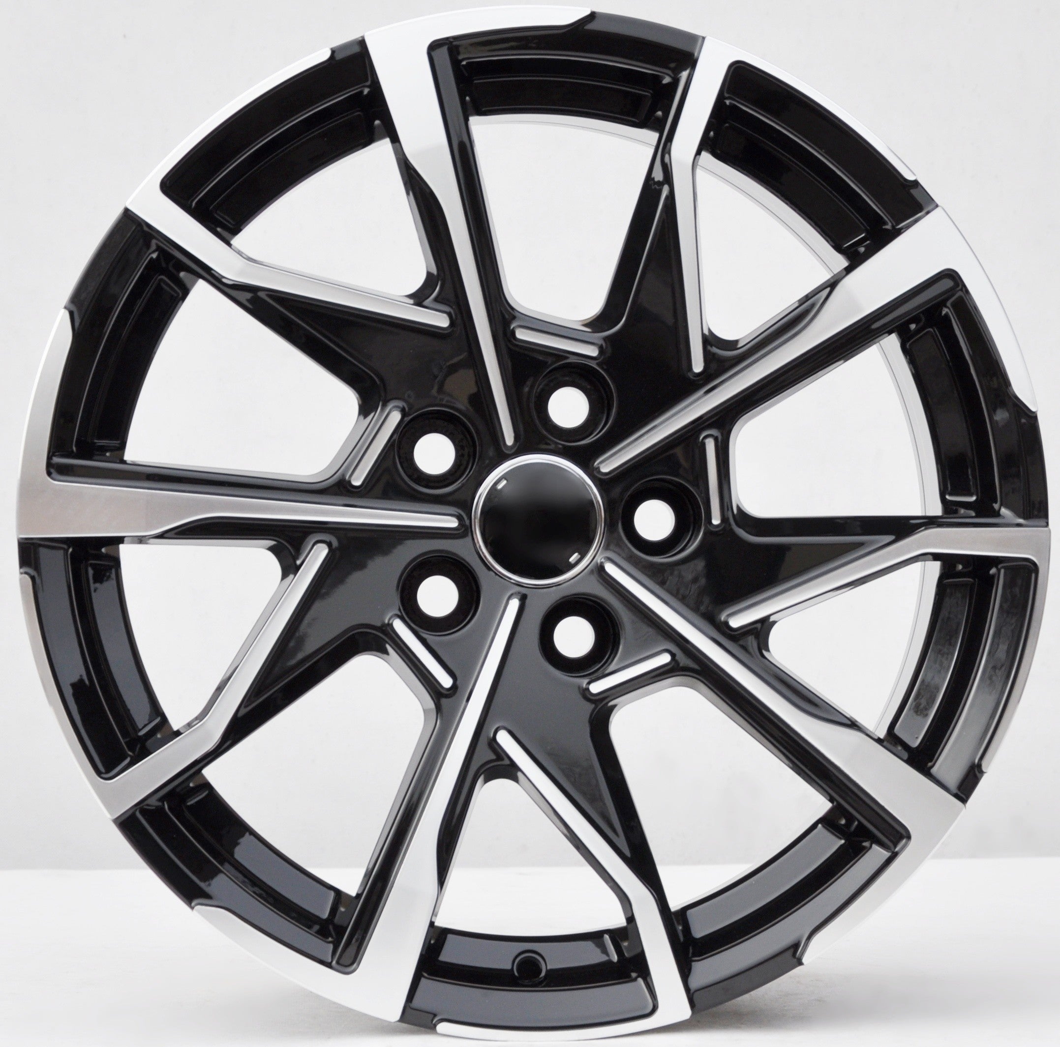 PDW 5911/1159 Alufælge 17" 5x114.3 ET38 – Poleret/sort (sæt á 4)