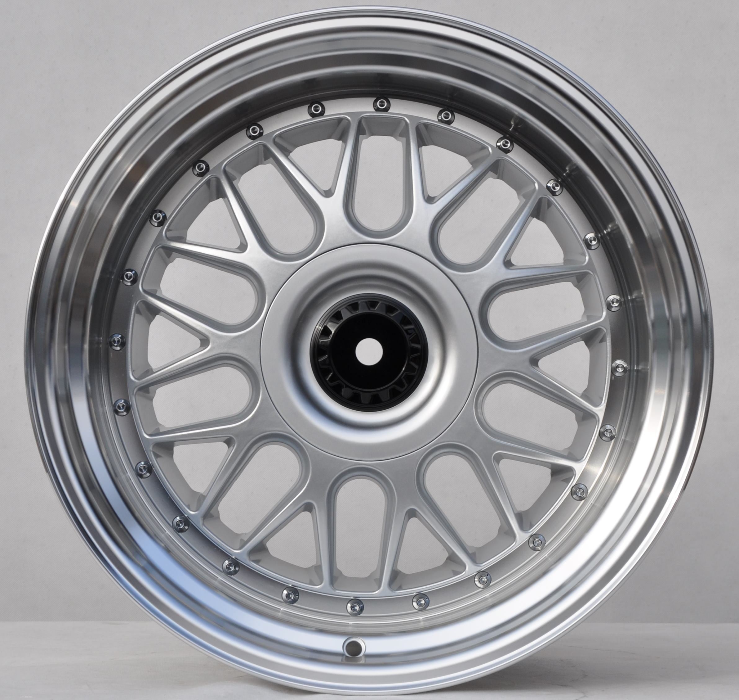 PDW 244 Alufælge 18" 5x120 ET35 – Poleret/sølv (sæt á 4)