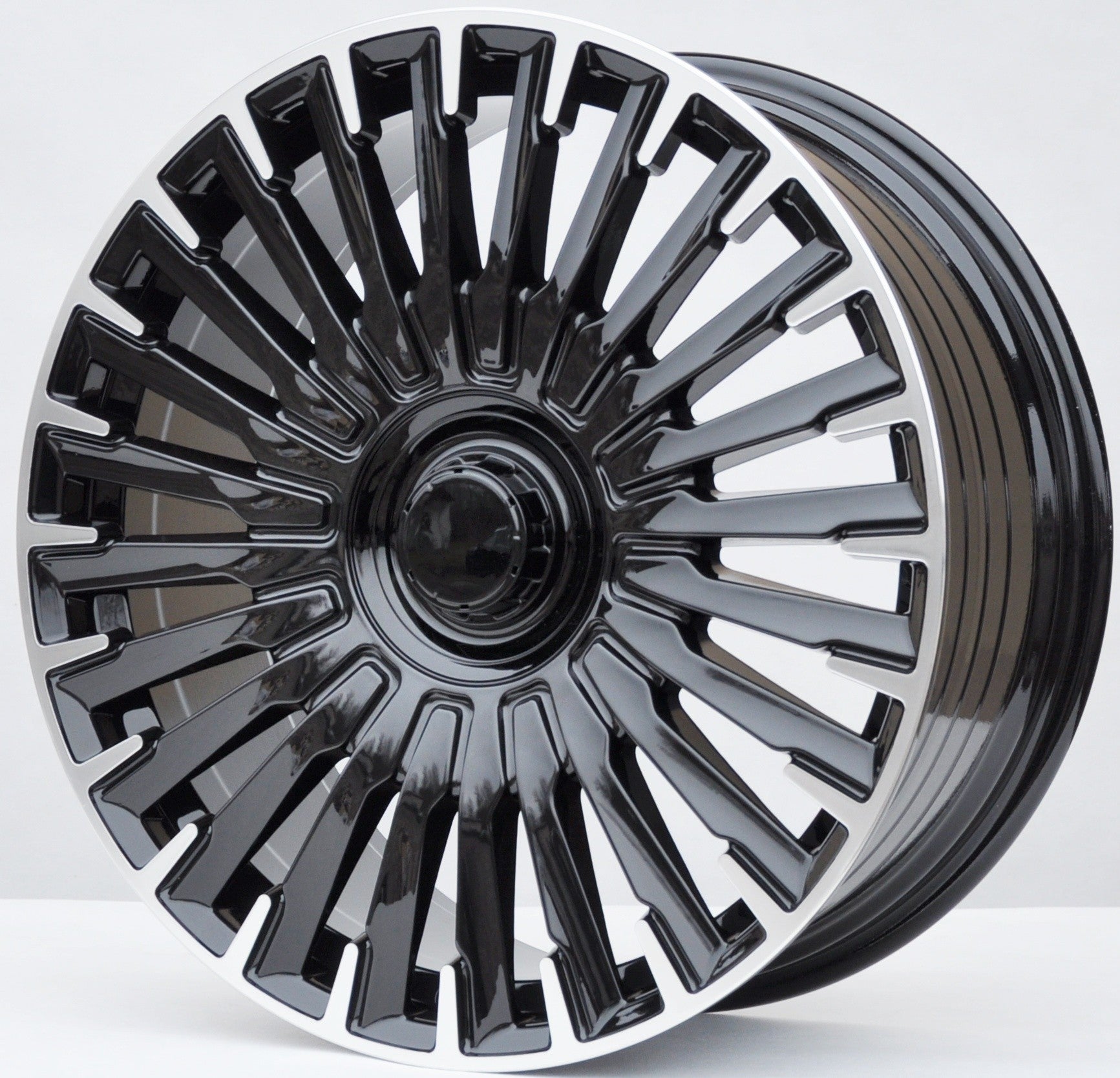PDW 0425 Alufælge 20" 5x112 ET33 – Poleret/sort (sæt á 4)