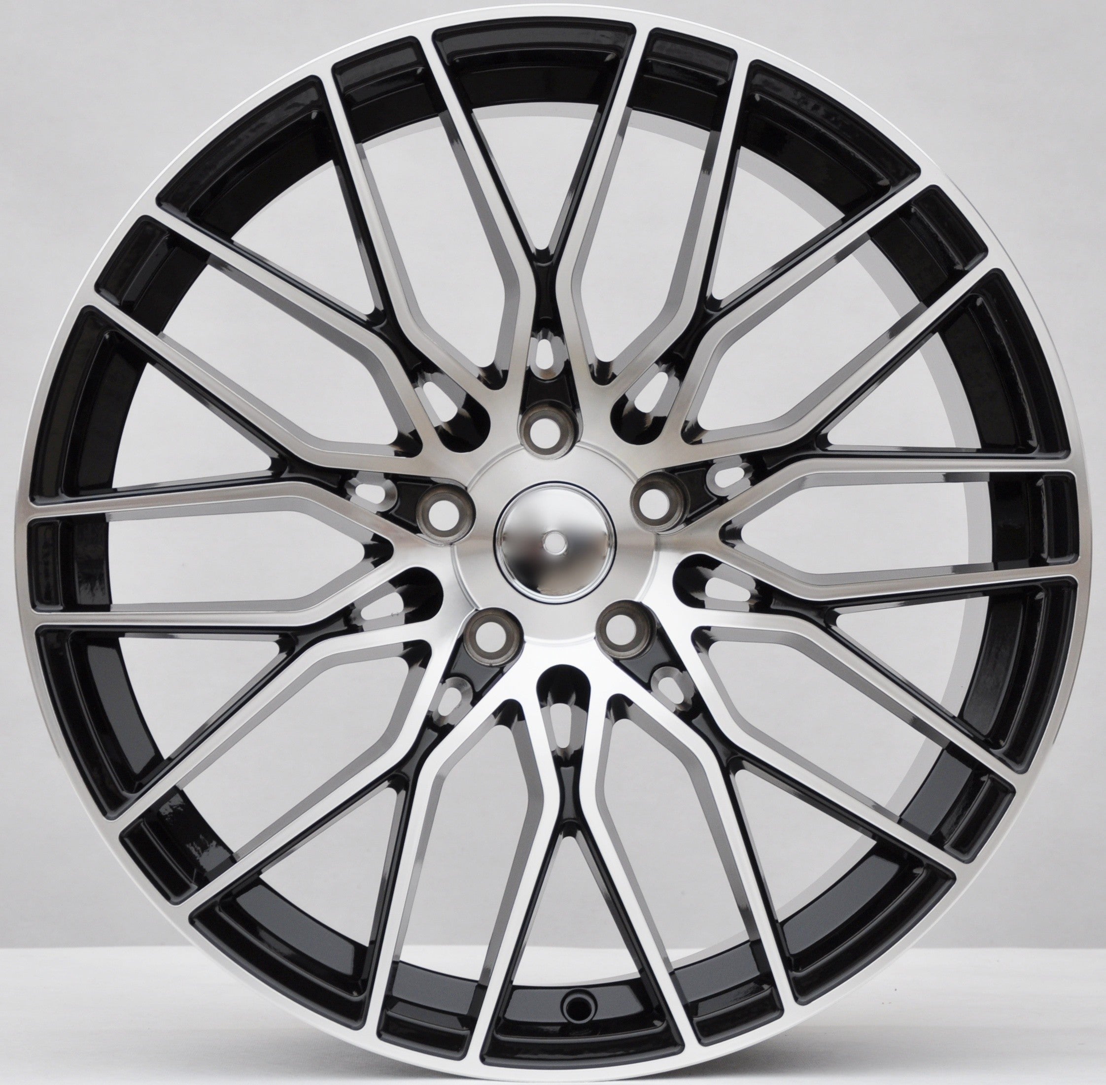 PDW 0435 Alufælge 19" 5x112 ET40 – Poleret/sort (sæt á 4)