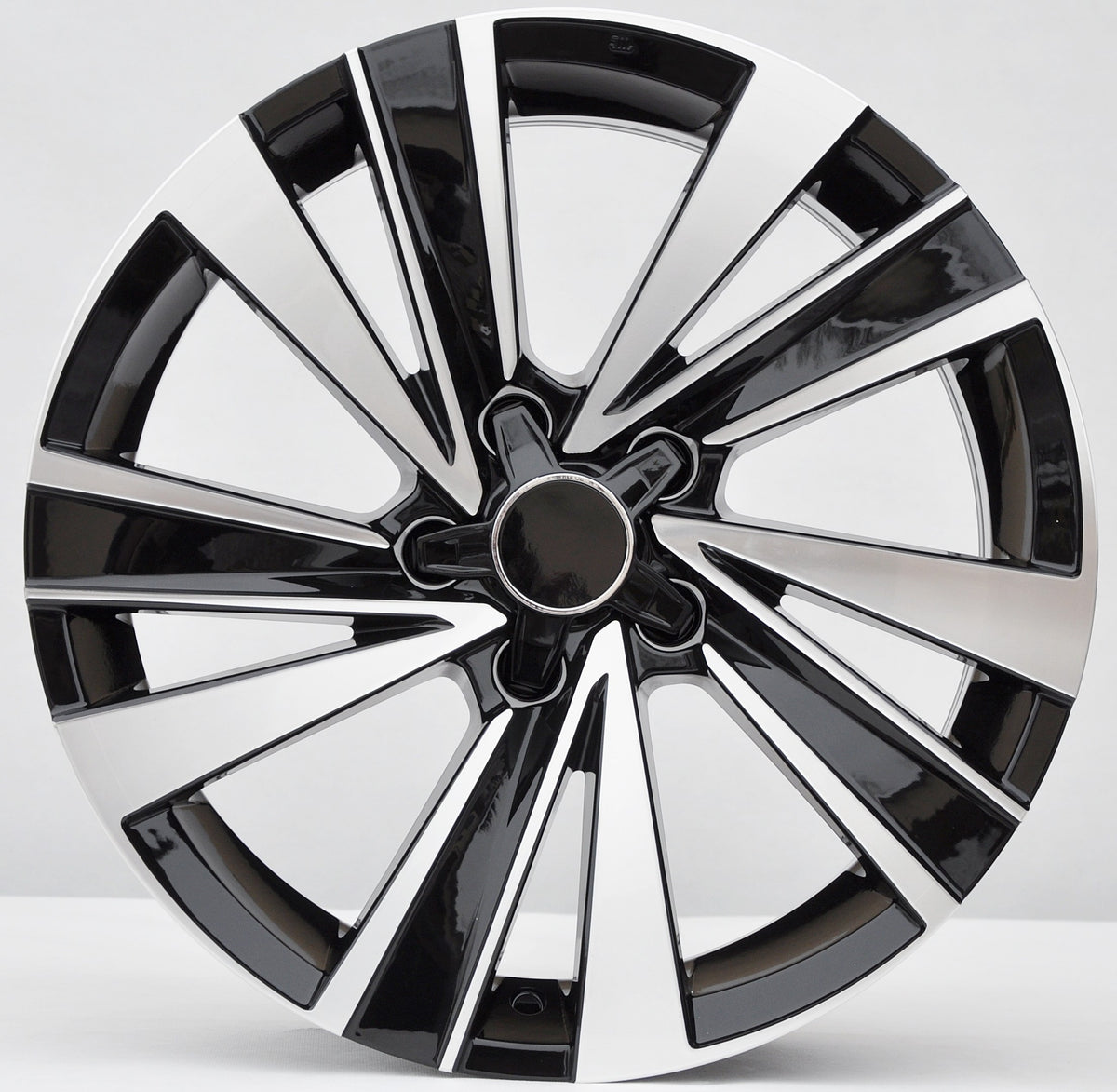 PDW 1382 Alufælge 17" 7,5J 5x114.3 ET40 – Poleret/sort (sæt á 4)
