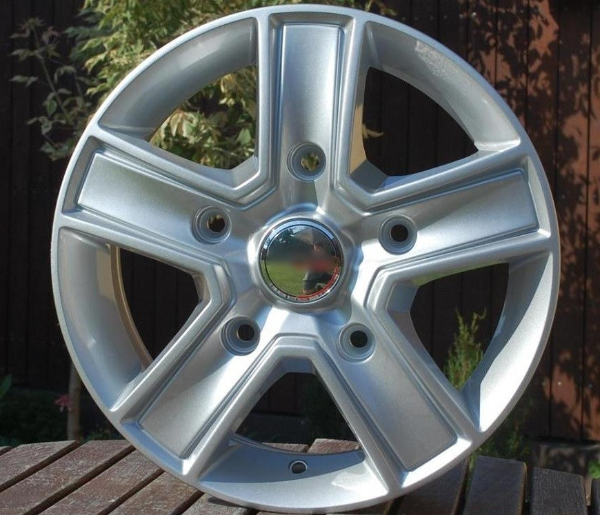 PDW 473 Alufælge 15" 5x160 ET58 – Sølv (sæt á 4)