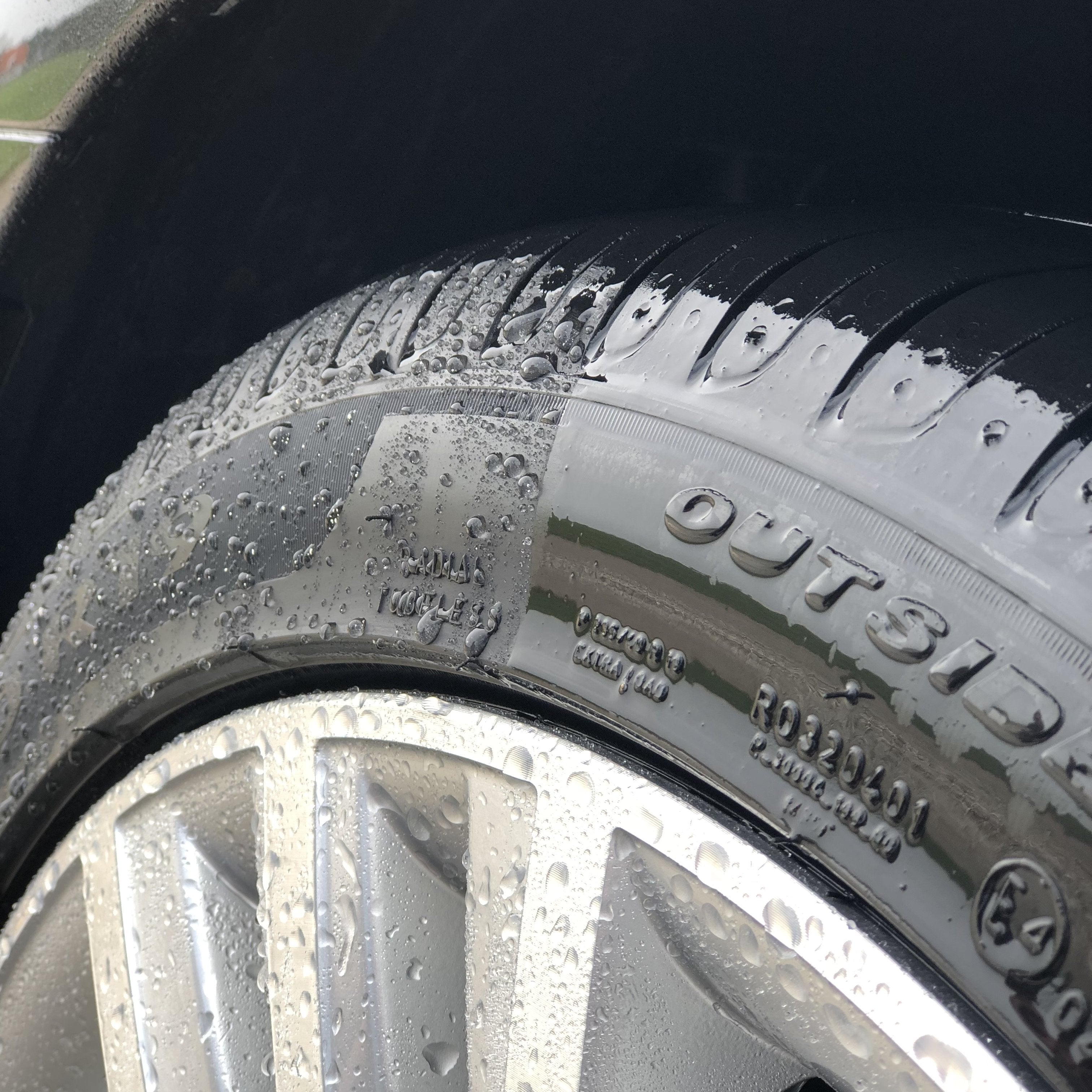 Soft99 Tire Black Wax Dækvoks Med Farvepigment