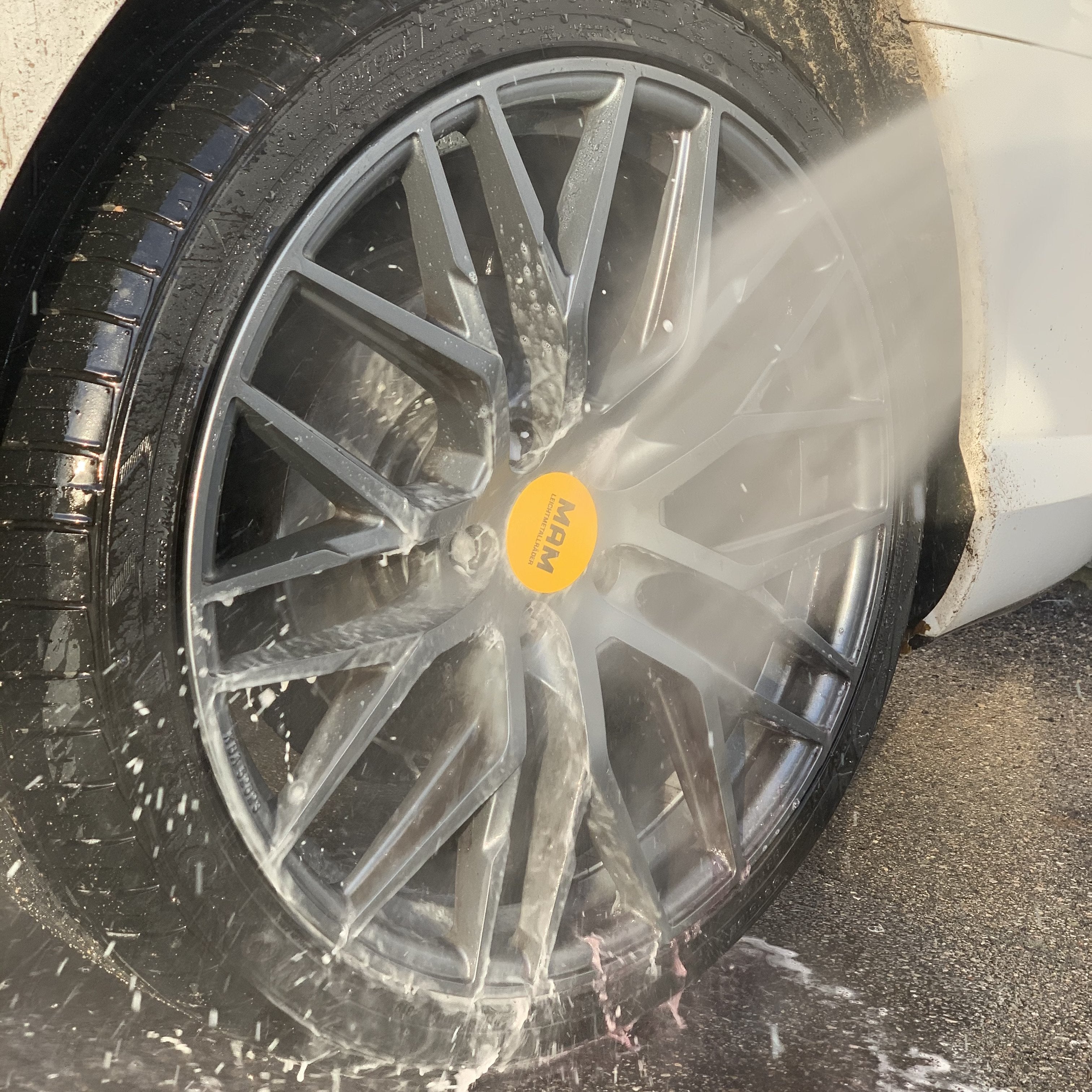 Meguiars Ultimate Wheel Cleaner Syrefri Fælgrens(710 ml)