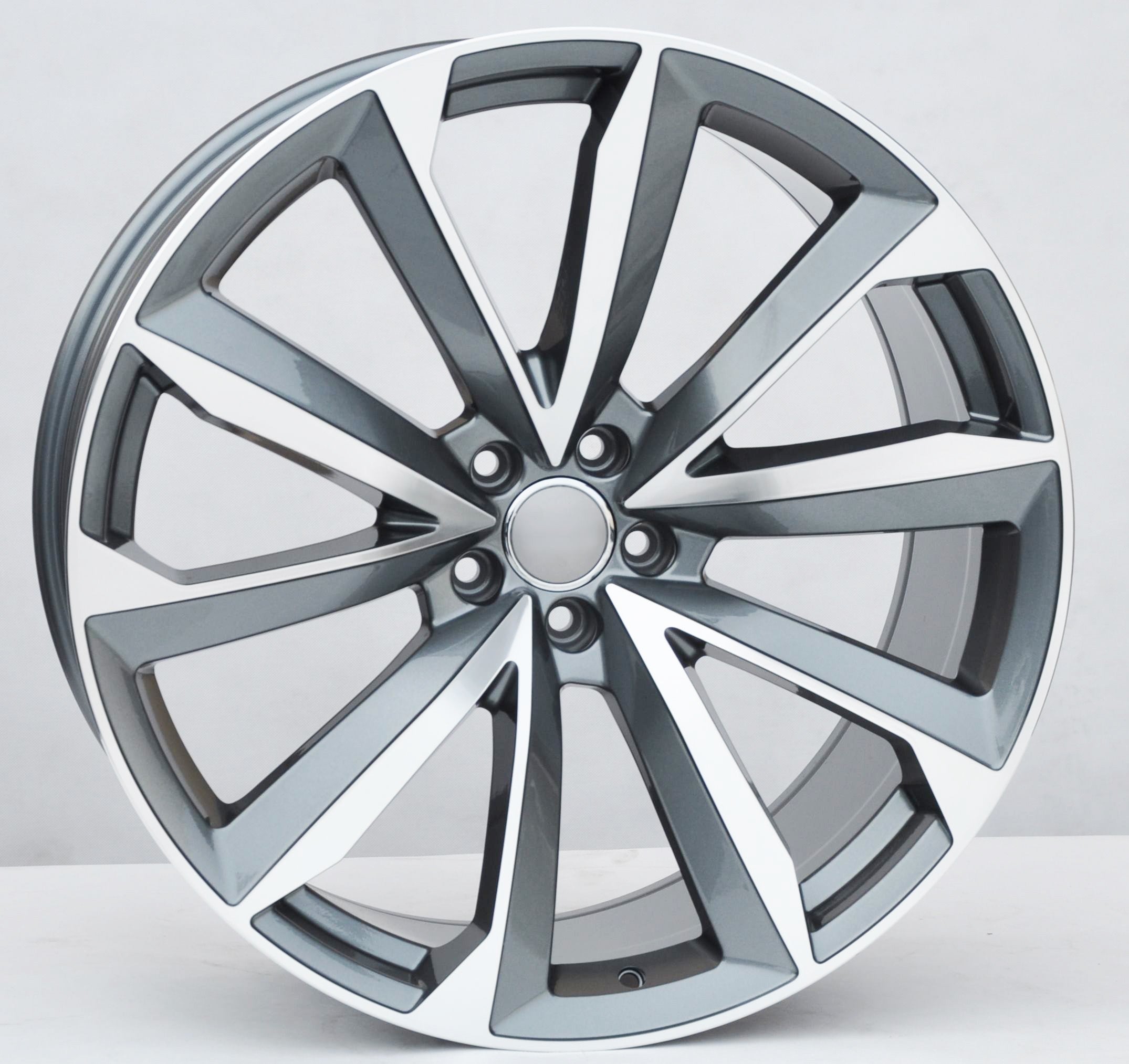 PDW 5815 Alufælge 22" 5x112 ET26 – Poleret/grafit (sæt á 4)