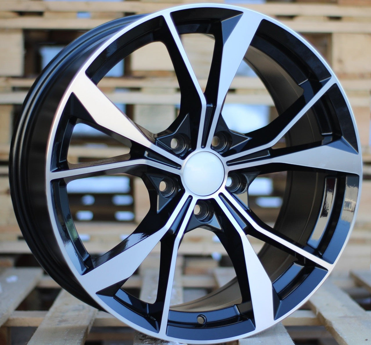 PDW 5808 Alufælge 18" 5x112 ET41 – Poleret/sort (sæt á 4)