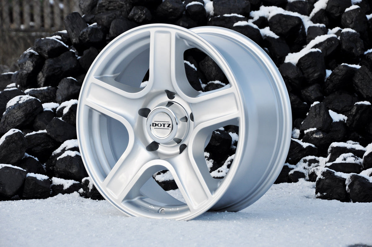 Dotz DOTZ HAMMADA Alufælge 17" 5x114.3 ET20 – Sølv (sæt á 4)