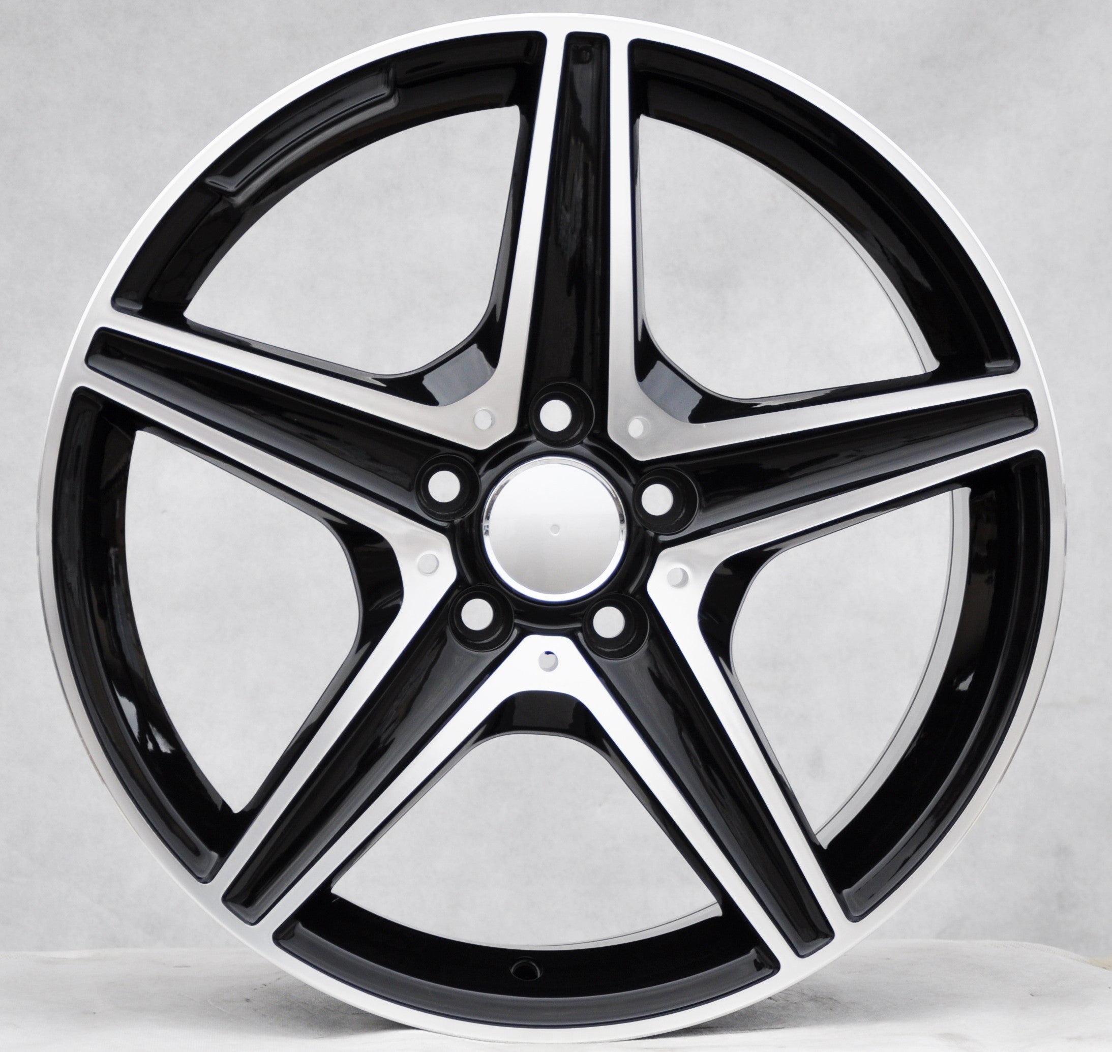 PDW 5052 Alufælge 18" 5x112 ET44 – Poleret/sort (sæt á 4)