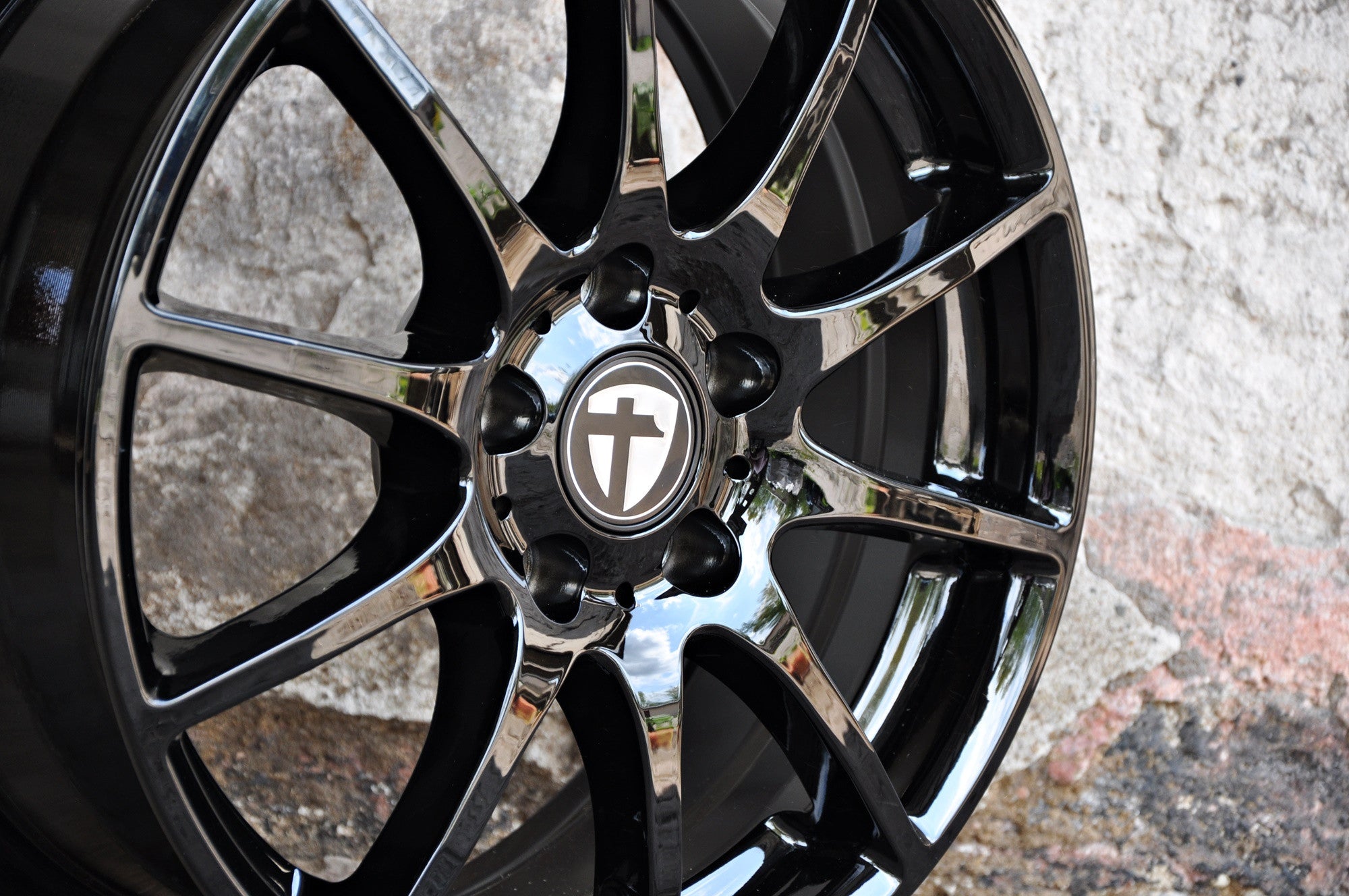 Tomason TN1 Alufælge 16" 5x114.3 ET45 – Sort (sæt á 4)