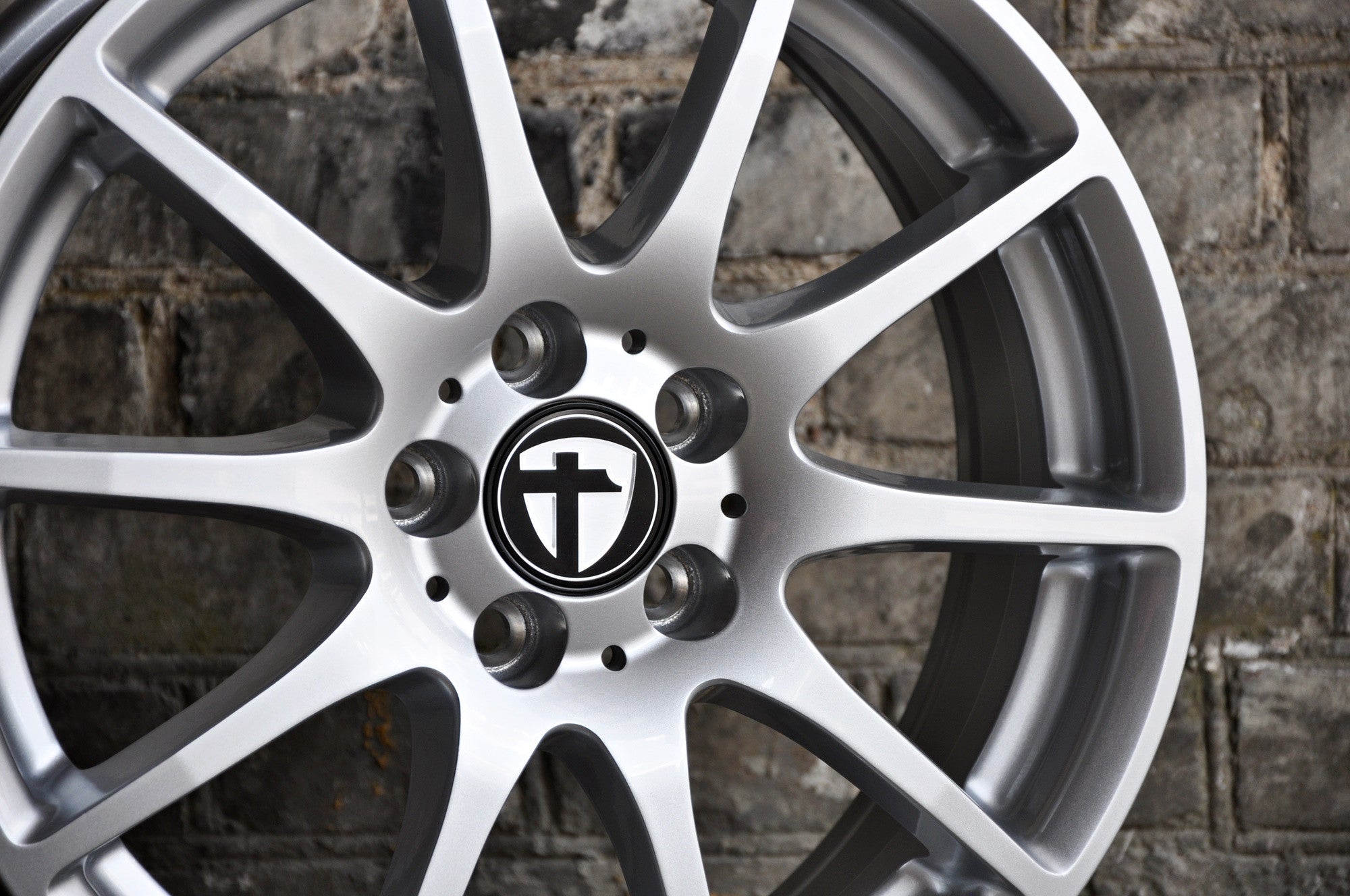 Tomason TN1 Alufælge 18" 5x108 ET45 – Sølv (sæt á 4)
