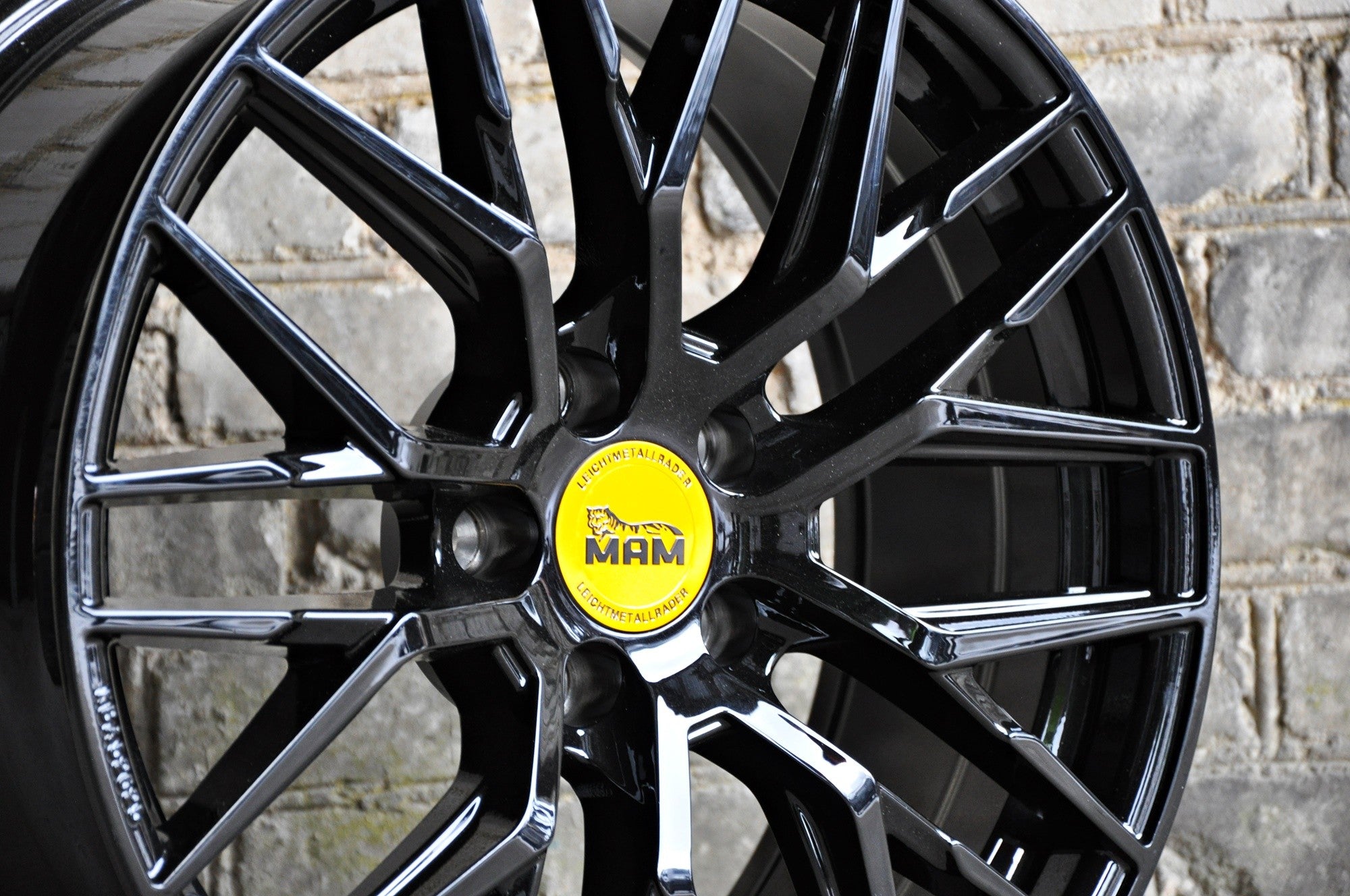 MAM RS4 Alufælge 18" 5x114.3 ET40 – Sort (sæt á 4)