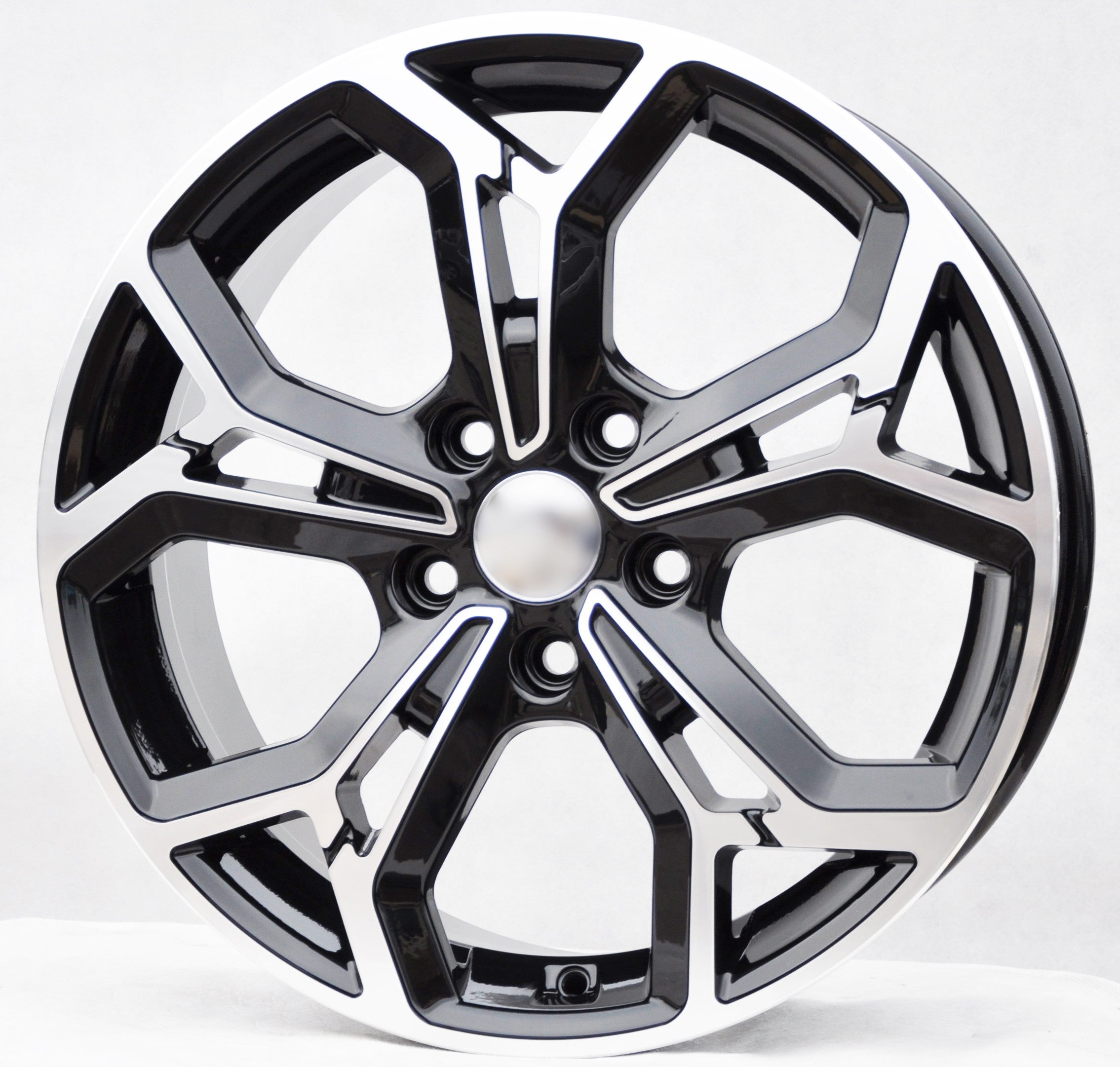 PDW 190 Alufælge 18" 5x114.3 ET51 – Poleret/sort (sæt á 4)