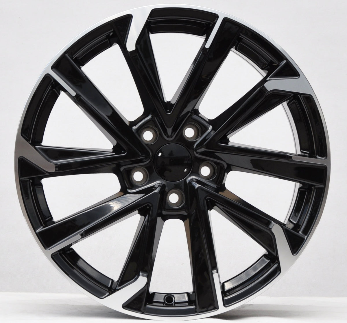PDW 5547 Alufælge 18" 7,5J 5x114.3 ET40 – Poleret/sort (sæt á 4)