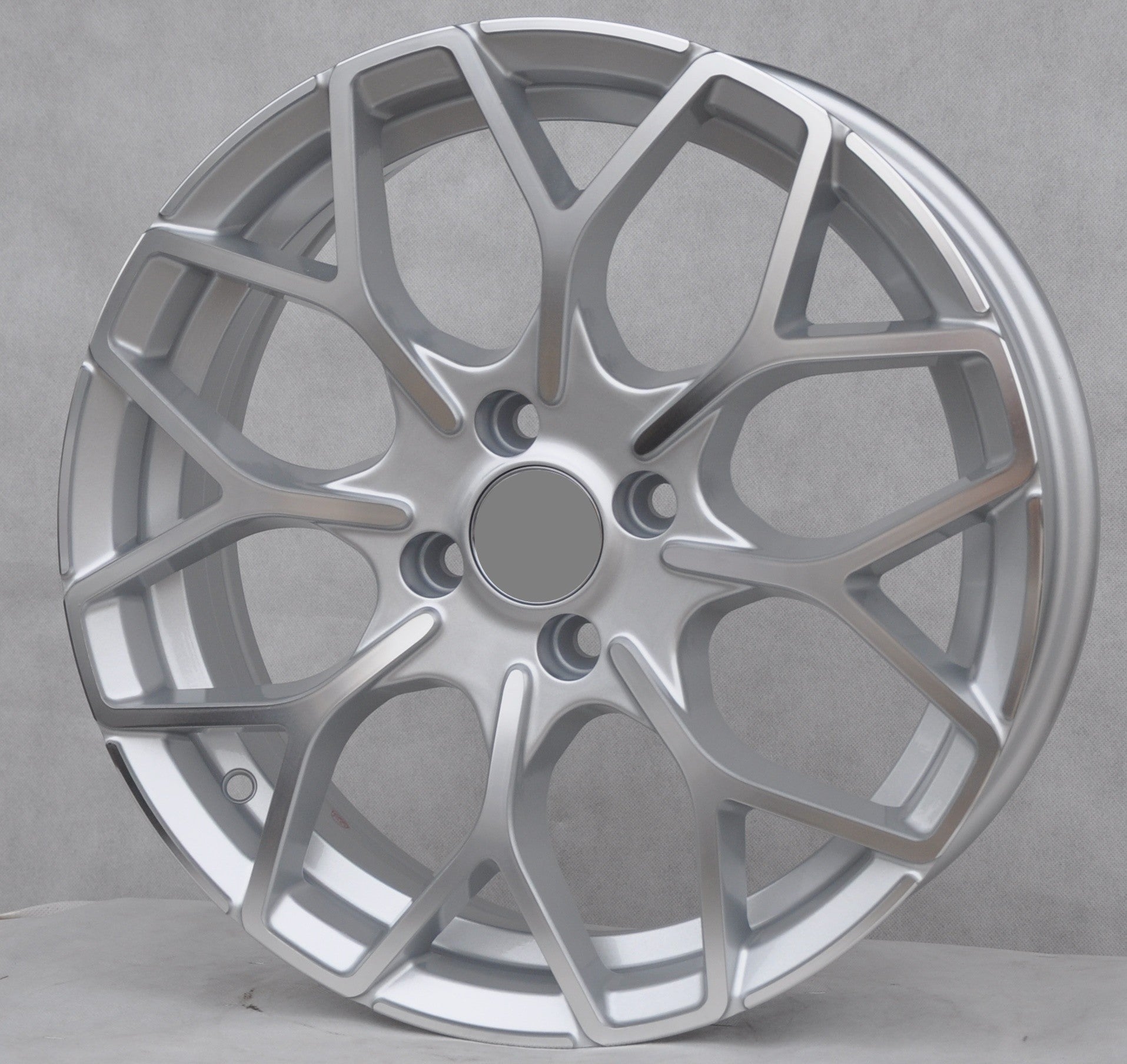Haxer 1449 Alufælge 18" 4x100 ET30 – Poleret/sølv (sæt á 4)
