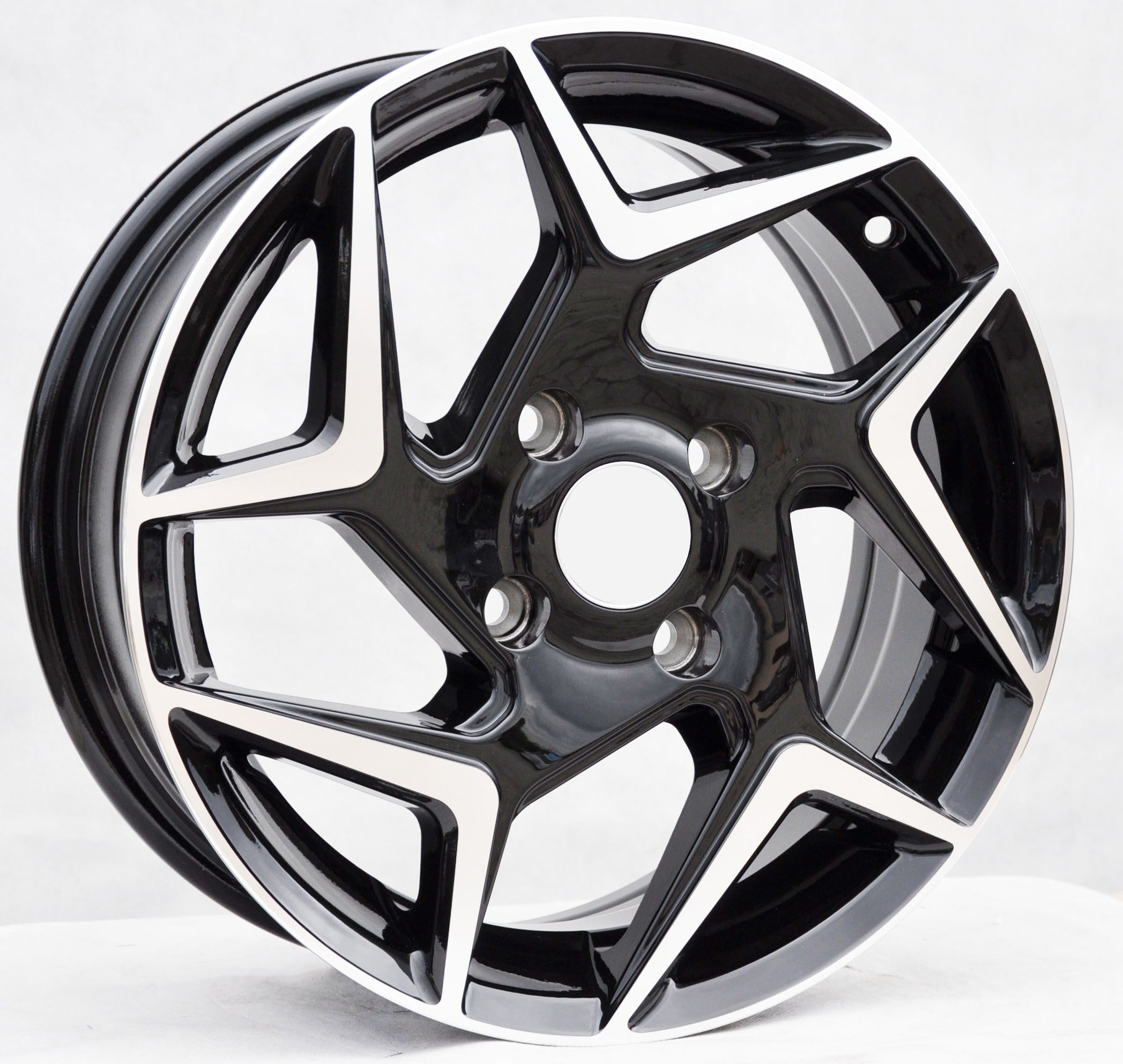 PDW 172 Alufælge 16" 4x108 ET47 – Poleret/sort (sæt á 4)