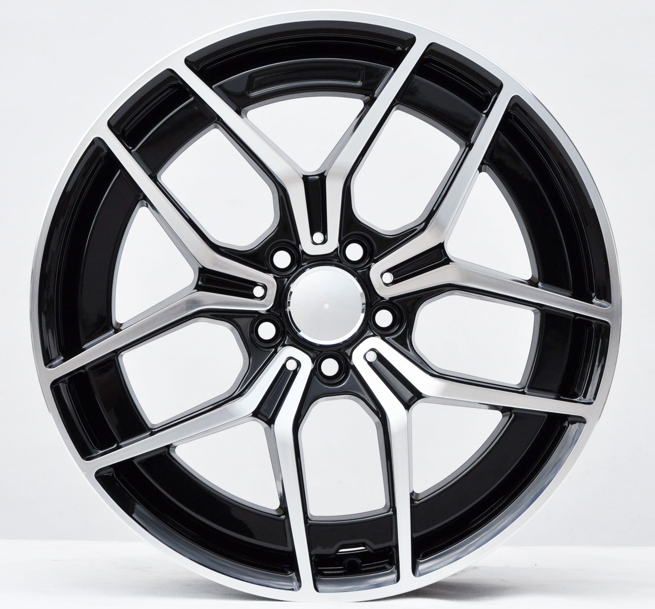 PDW 1034 Alufælge 18" 5x112 ET44 – Poleret/sort (sæt á 4)