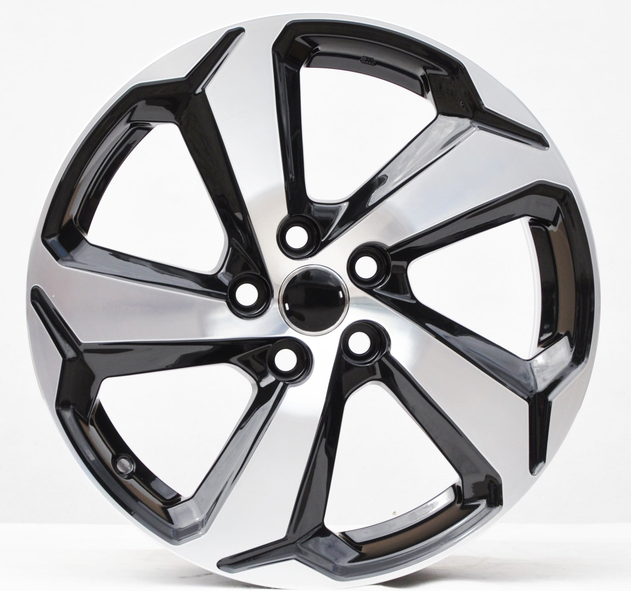 PDW 1013 Alufælge 18" 5x114.3 ET35 – Poleret/sort (sæt á 4)