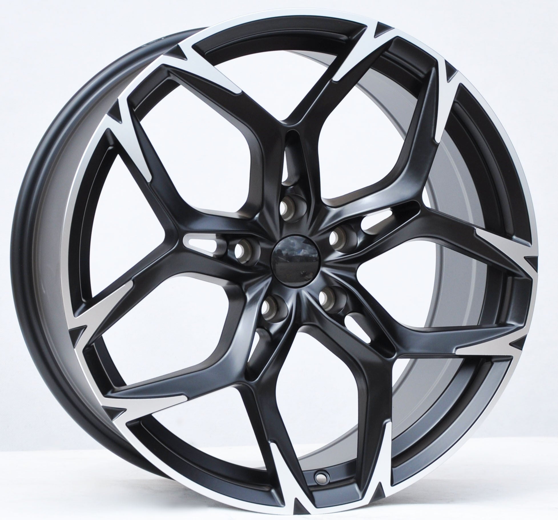 PDW 544/5572 Alufælge 19" 5x112 ET40 – Poleret/sort mat (sæt á 4)
