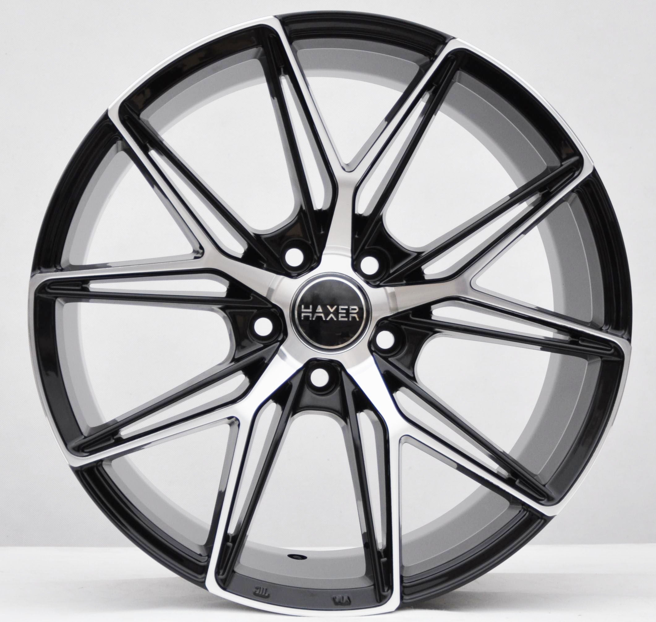 Haxer HX043 Alufælge 19" 5x114.3 ET40 – Poleret/sort mat (sæt á 4)