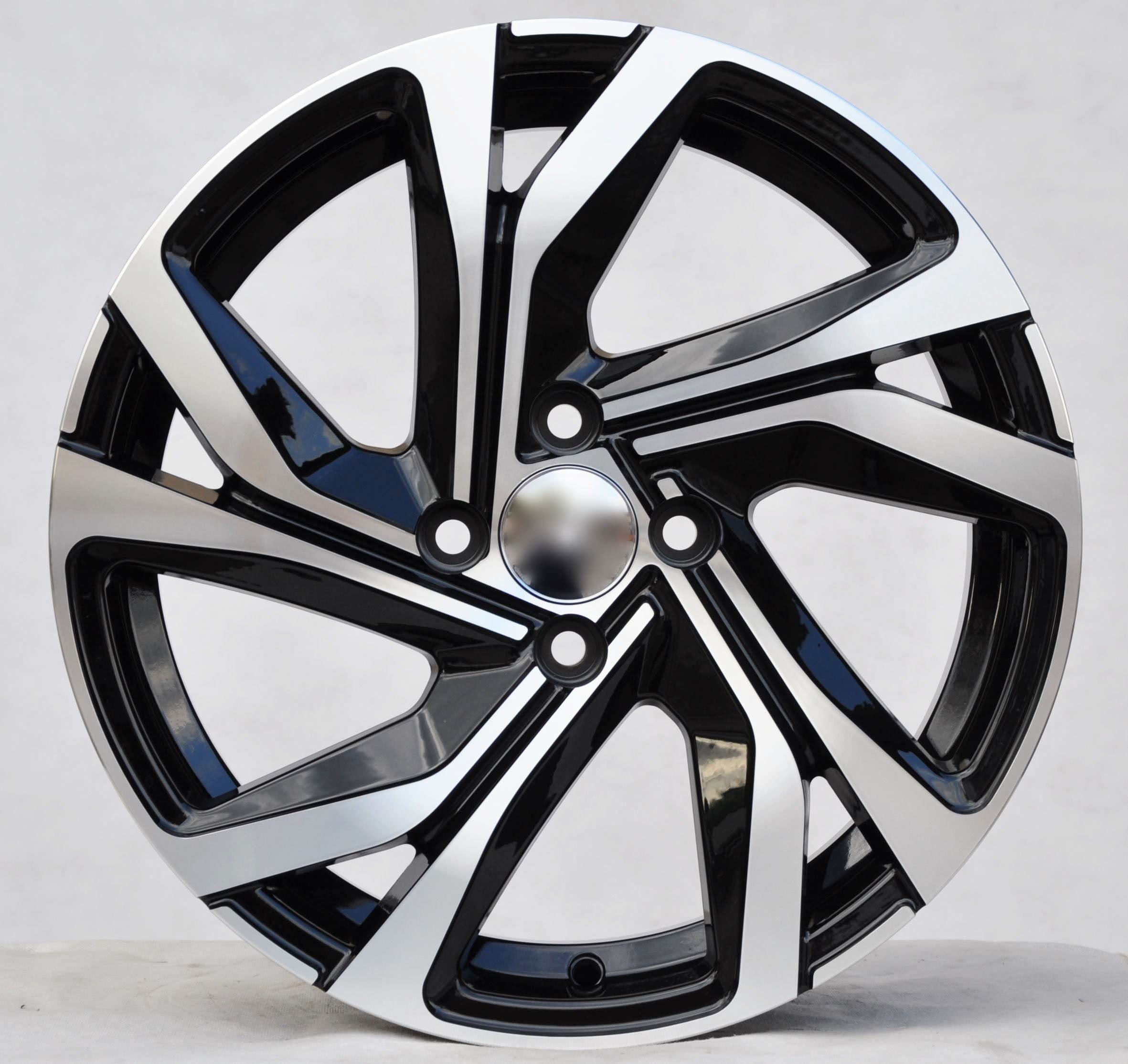 PDW 5762 Alufælge 15" 4x100 ET40 – Poleret/sort (sæt á 4)