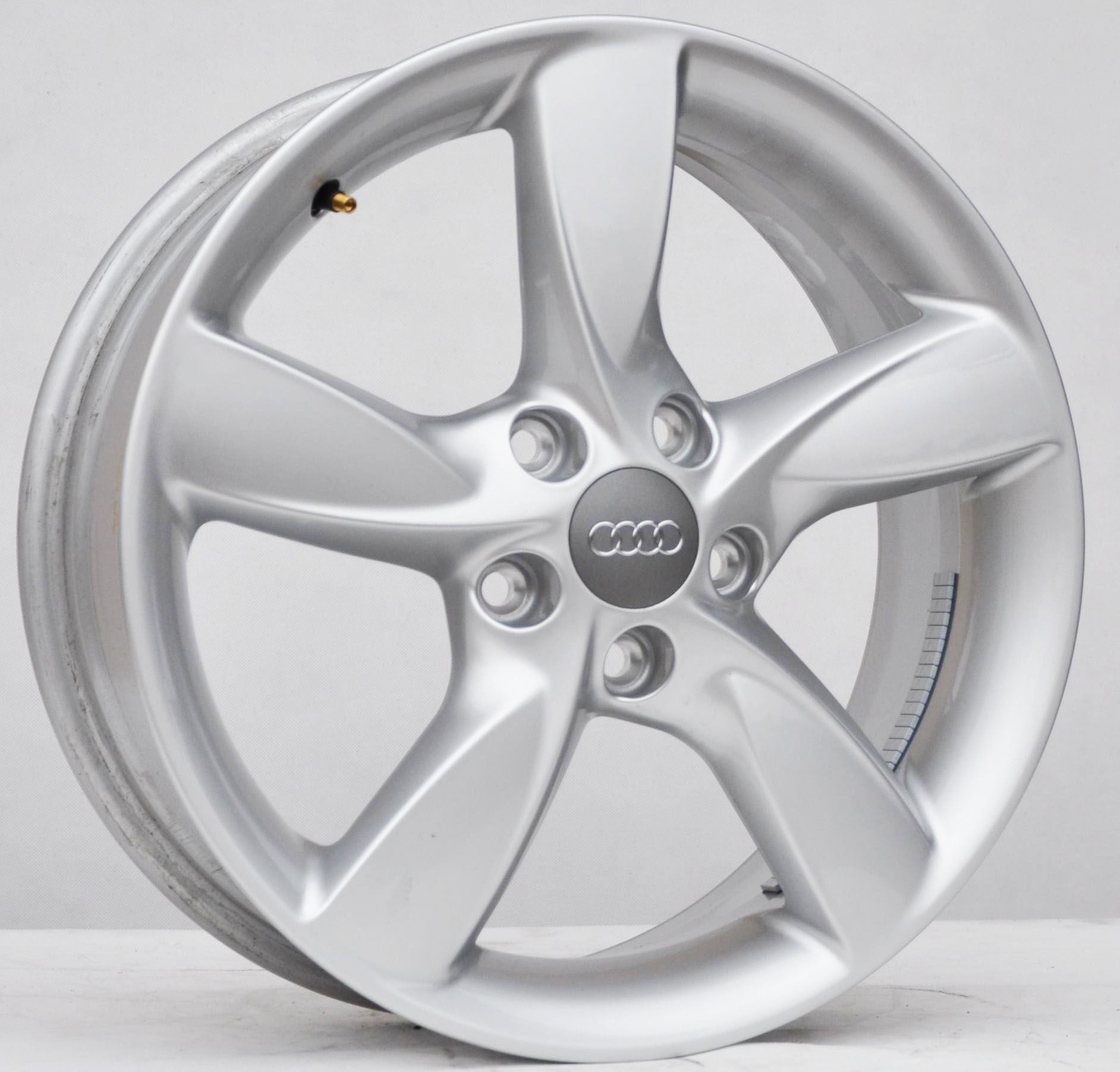 Audi (oryginalne OEM) 8v0071497b Alufælge 17" 5x112 ET48 – Sølv (stk)