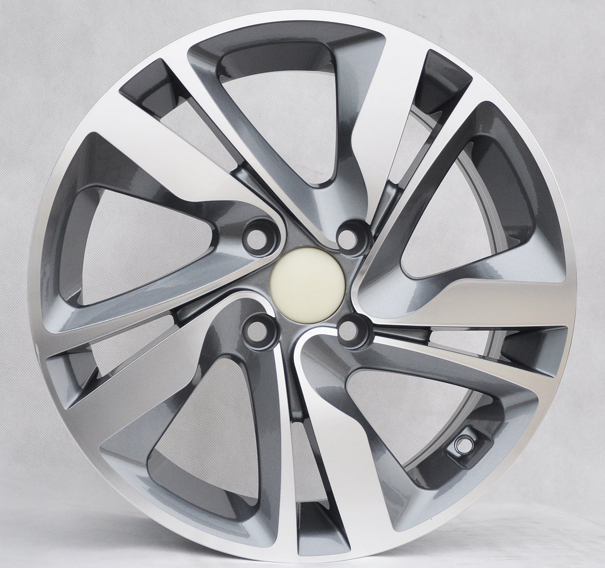PDW 813 Alufælge 15" 6J 4x100 ET46 – Poleret/grafit (sæt á 4)